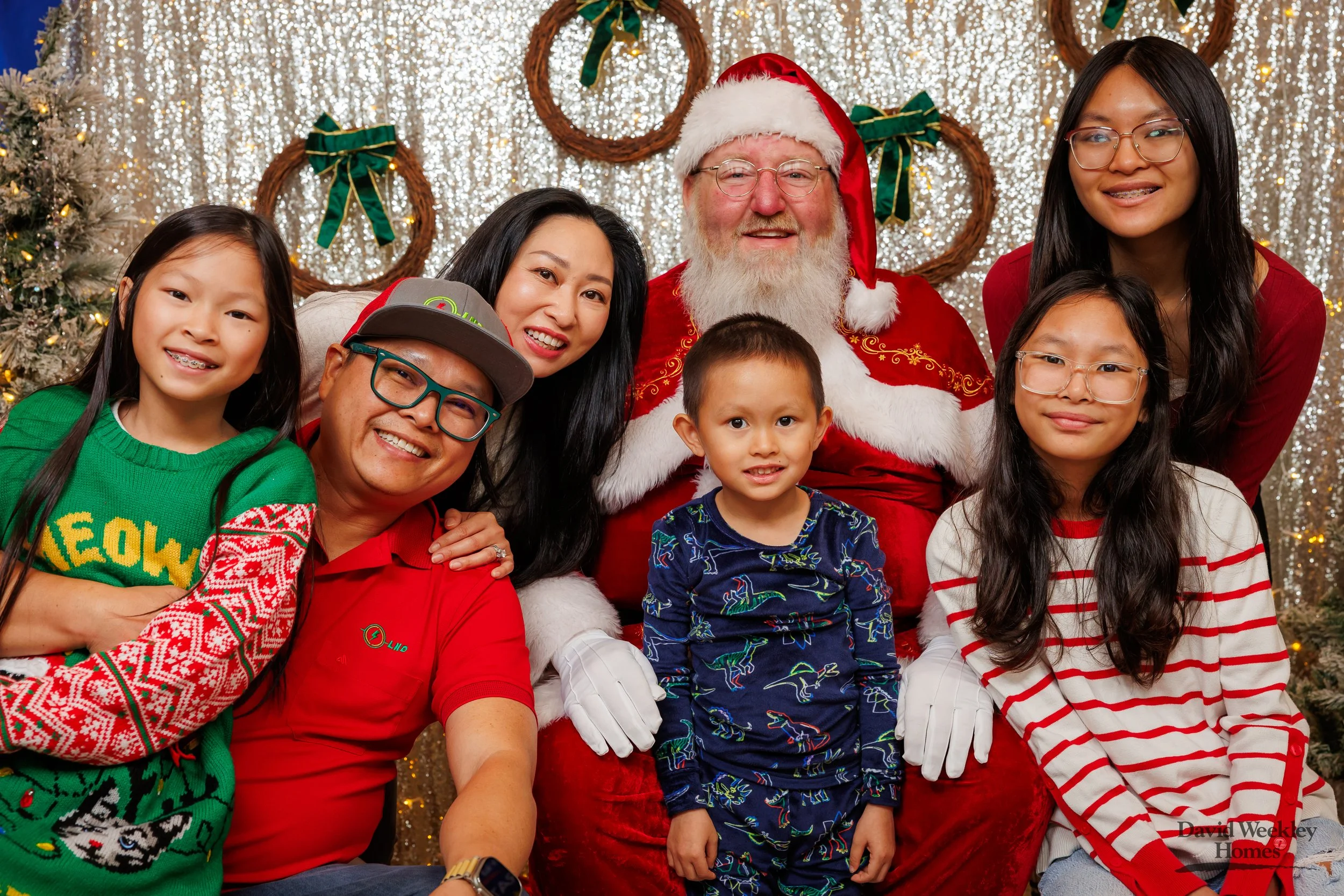 SPP-L-W-12.08.2024-David Weekley Homes Photos With Santa Sienna 65-8.jpg