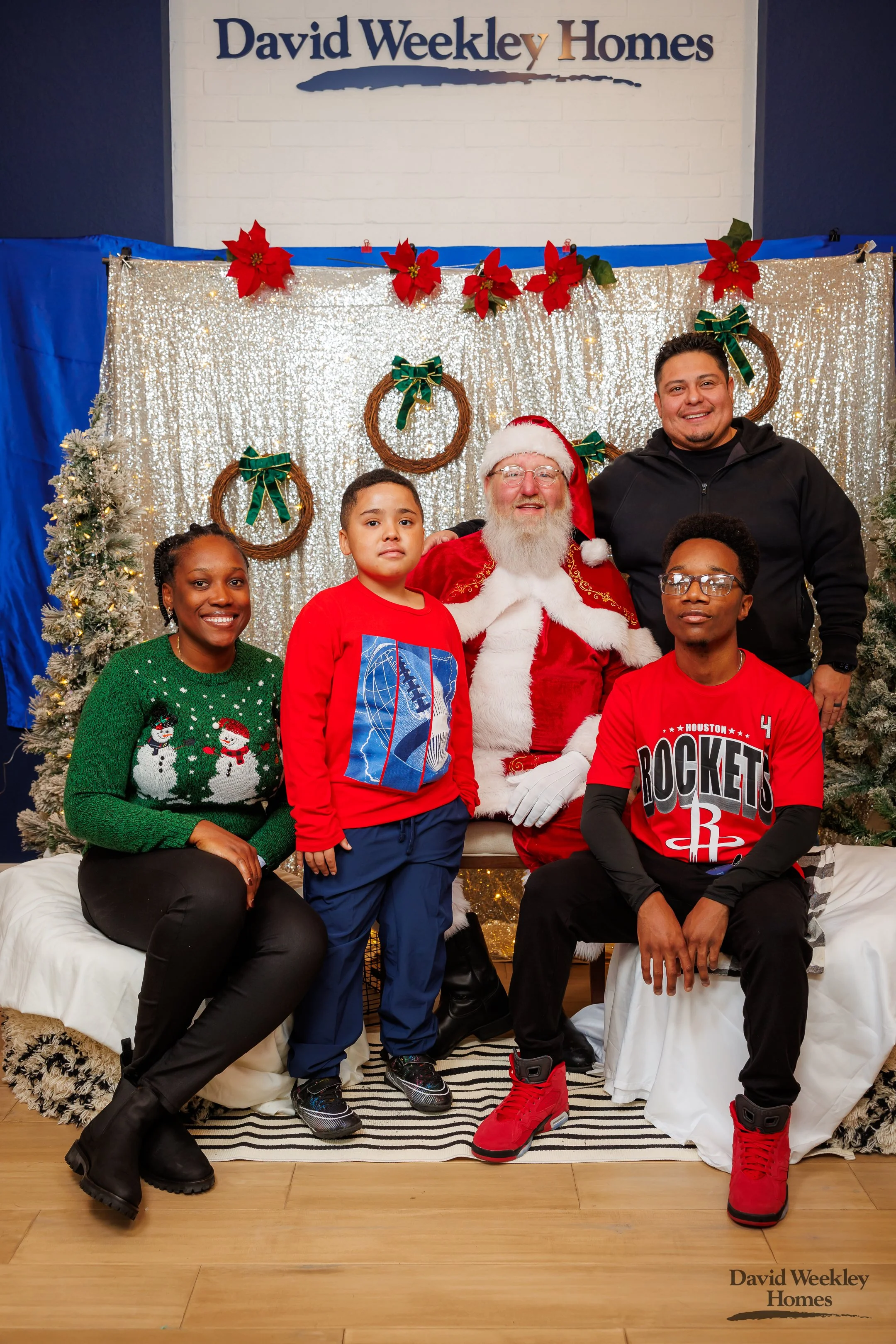 SPP-L-W-12.08.2024-David Weekley Homes Photos With Santa Sienna 65-22.jpg