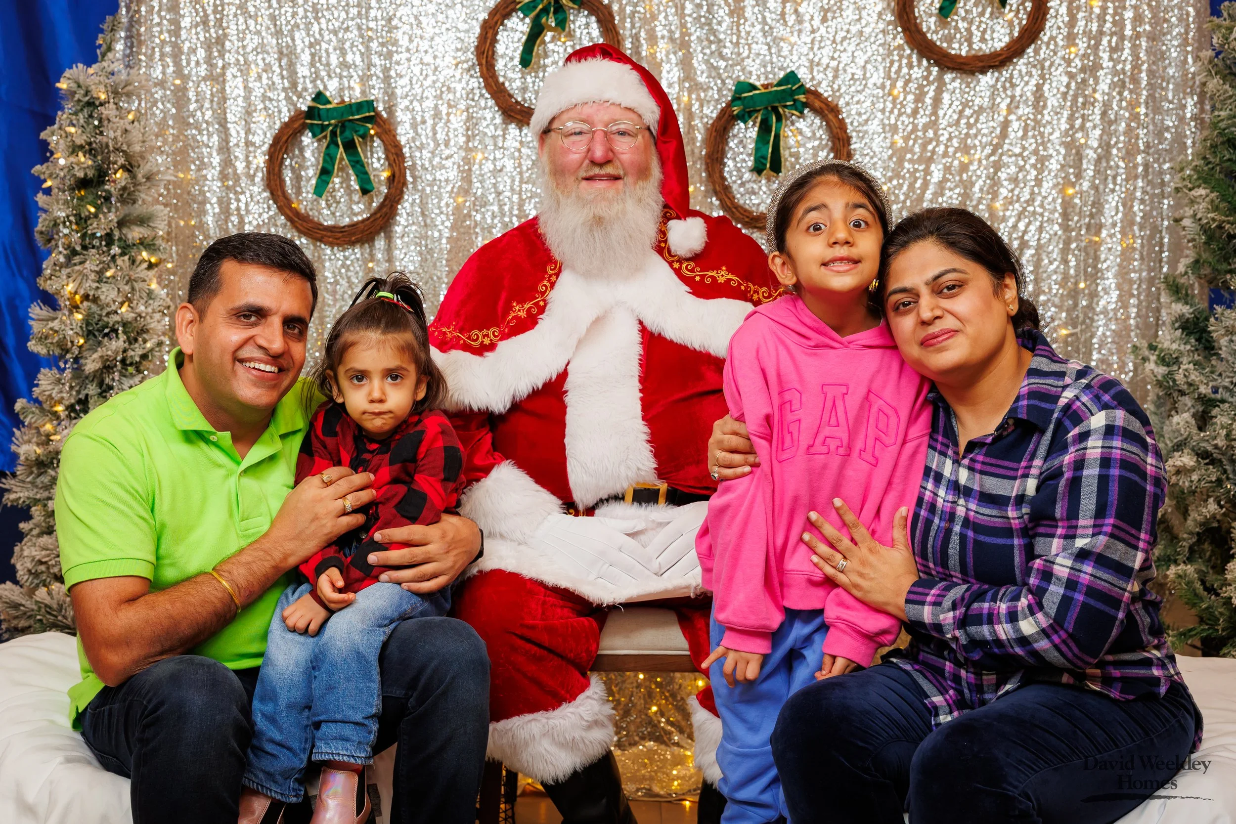 SPP-L-W-12.08.2024-David Weekley Homes Photos With Santa Sienna 65-85.jpg