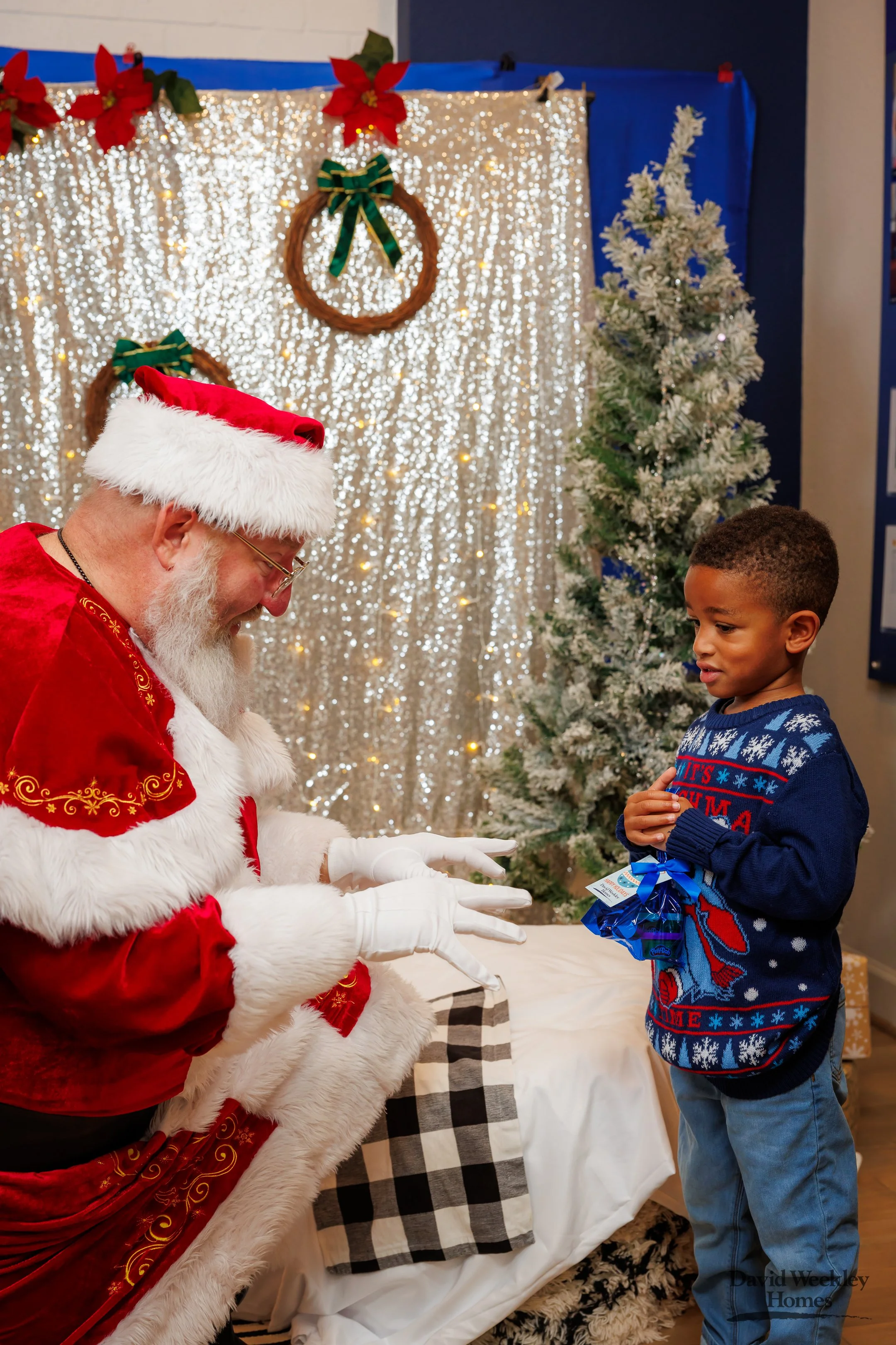 SPP-L-W-12.08.2024-David Weekley Homes Photos With Santa Sienna 65-96.jpg