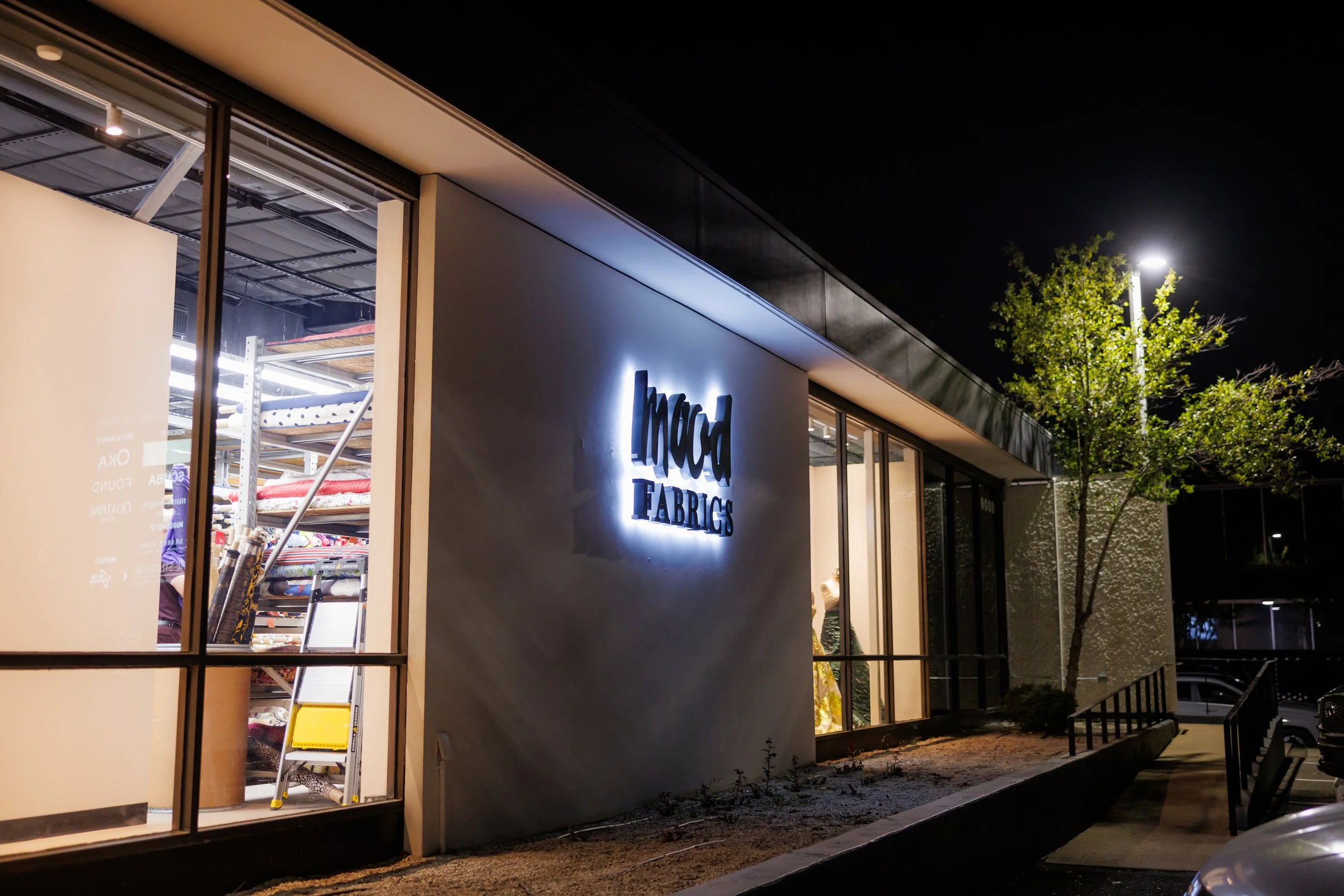 Steven Pedini Photography-11.14.2025 - Mood Fabrics Houston Grand Opening-Web-99-AH2A1582.jpg
