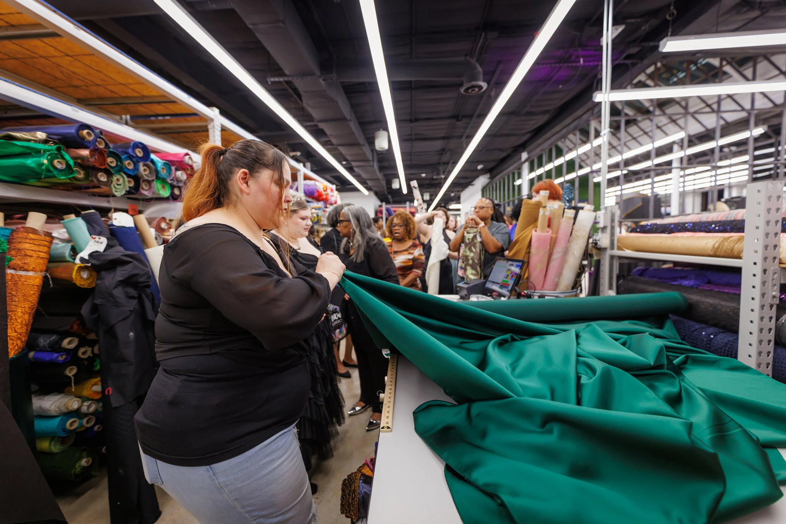 Steven Pedini Photography-11.14.2025 - Mood Fabrics Houston Grand Opening-Web-109-AH2A1606.jpg