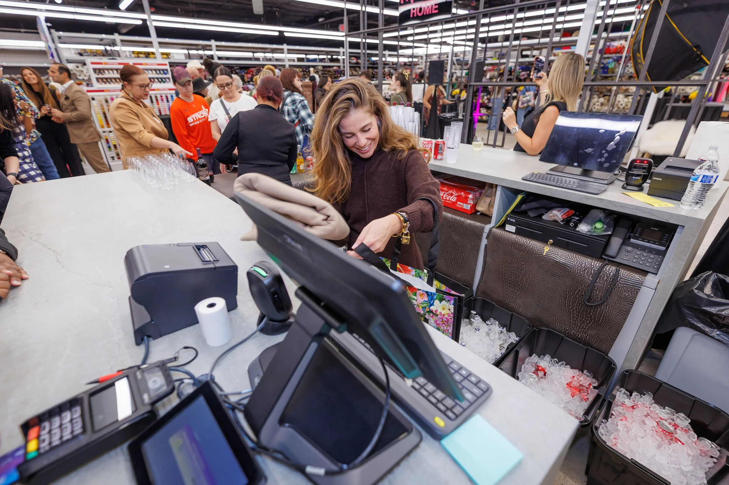 Steven Pedini Photography-11.14.2025 - Mood Fabrics Houston Grand Opening-Web-119-AH2A1660.jpg