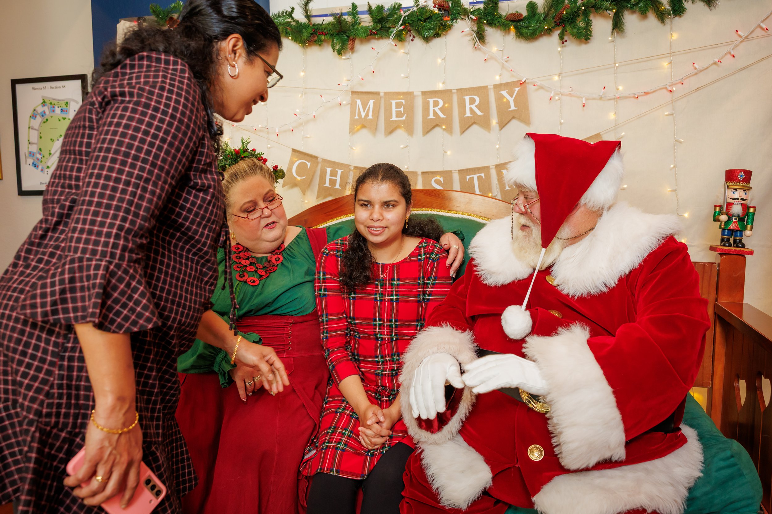 Steven Pedini Photography-11.22.25 - David Weekley Homes Breakfast with Santa at Sienna-Web-79-AH2A4372.jpg