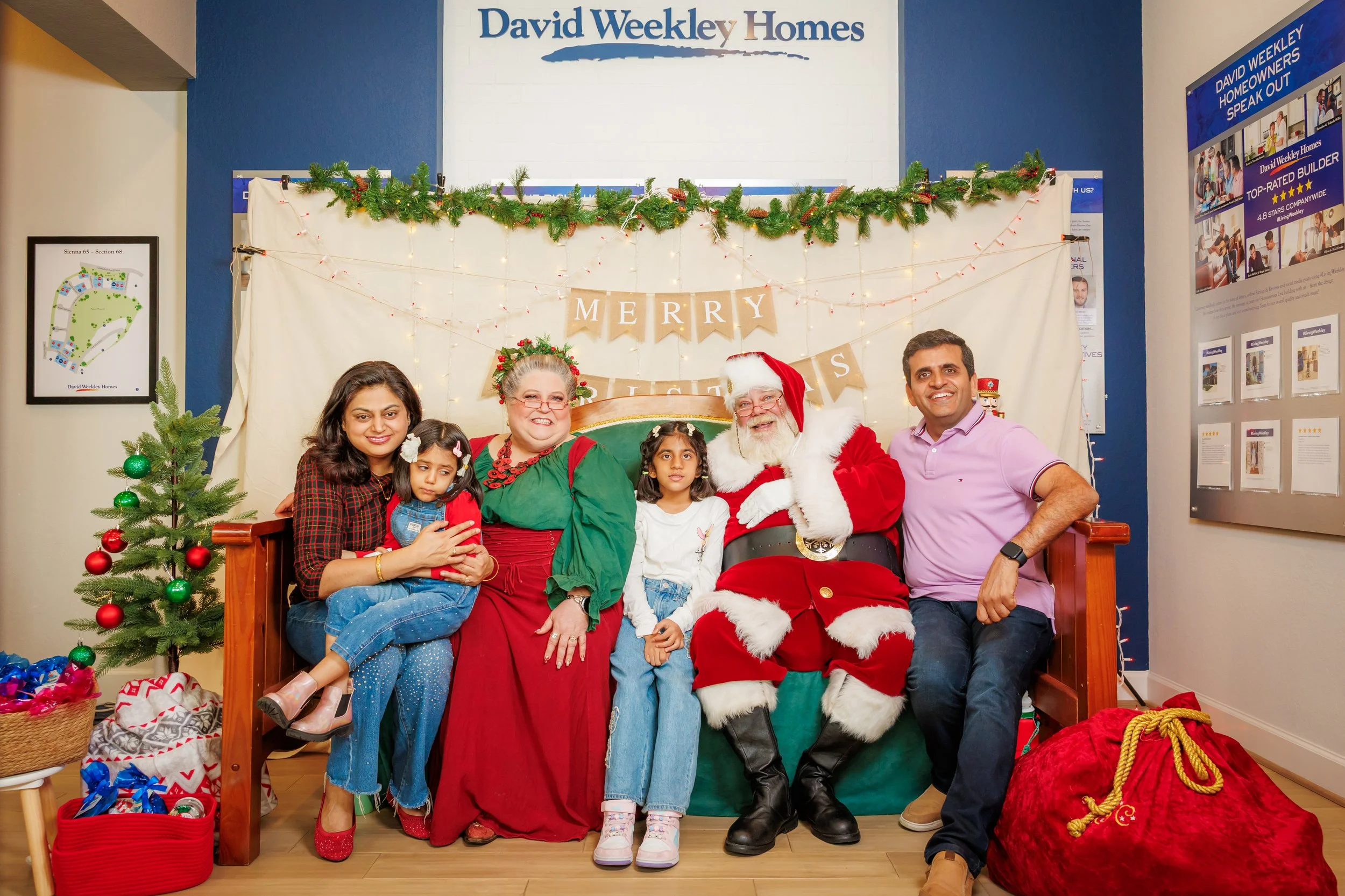 Steven Pedini Photography-11.22.25 - David Weekley Homes Breakfast with Santa at Sienna-Web-92-AH2A4410.jpg