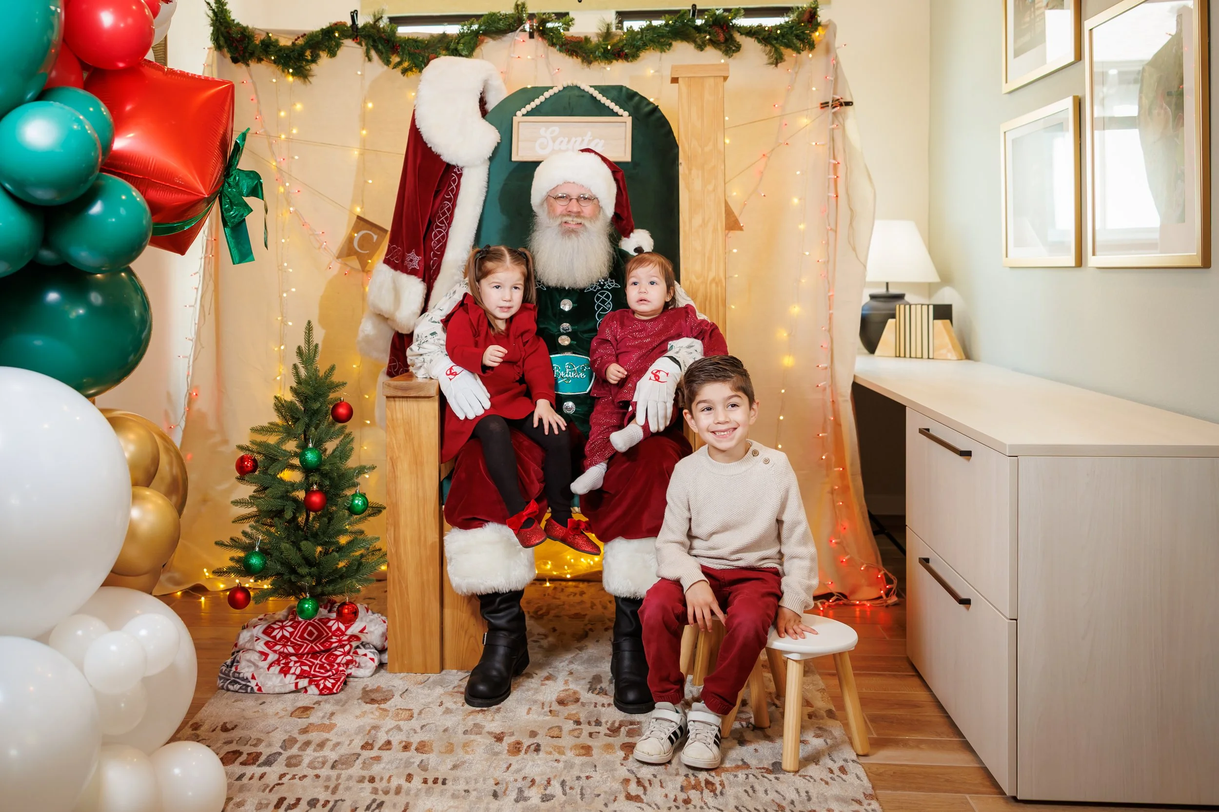 Steven Pedini Photography-12.7.2025 - David Weekley Homes Photos with Santa at Legacy Place-Web-15-AH2A5307.jpg