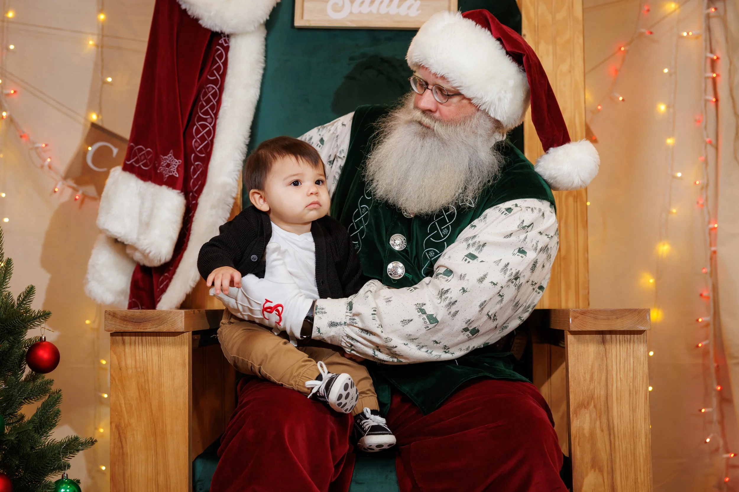 Steven Pedini Photography-12.7.2025 - David Weekley Homes Photos with Santa at Legacy Place-Web-46-AH2A5383.jpg