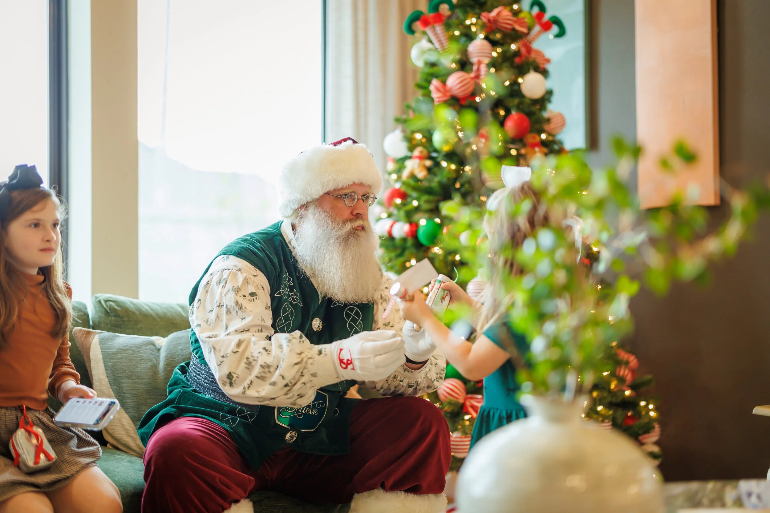 Steven Pedini Photography-12.7.2025 - David Weekley Homes Photos with Santa at Legacy Place-Web-133-AH2A5629.jpg