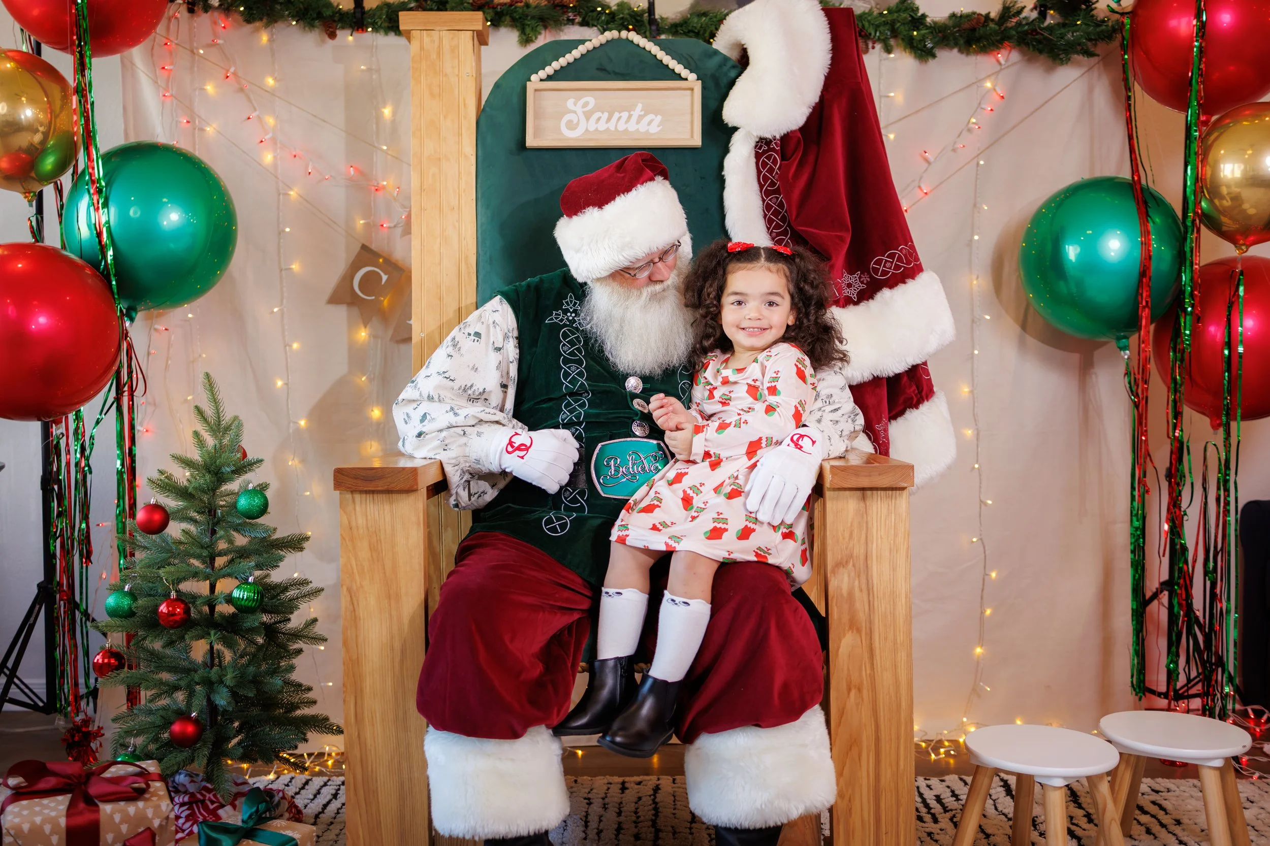 Steven Pedini Photography-12.14.25 David Weekley Homes Photos with Santa at Beacon Point-Web-9-AH2A6723.jpg