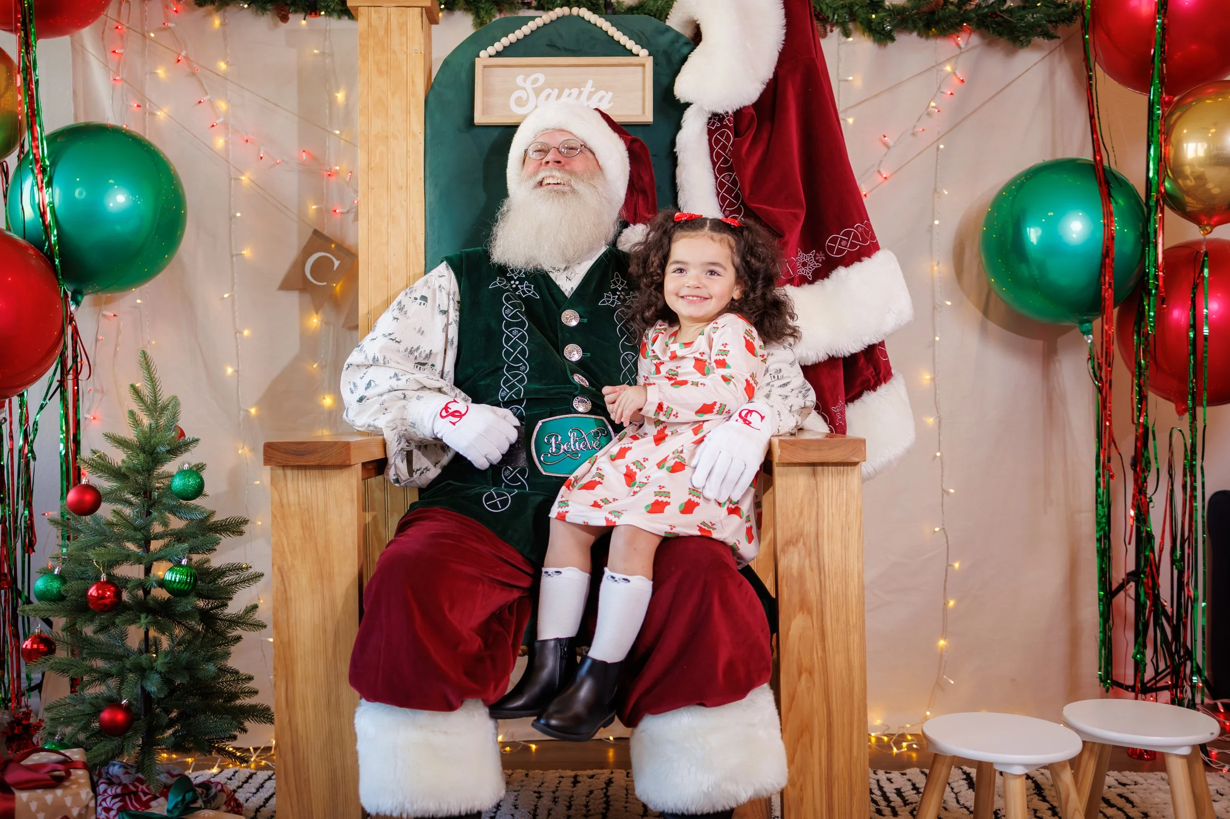 Steven Pedini Photography-12.14.25 David Weekley Homes Photos with Santa at Beacon Point-Web-10-AH2A6724.jpg