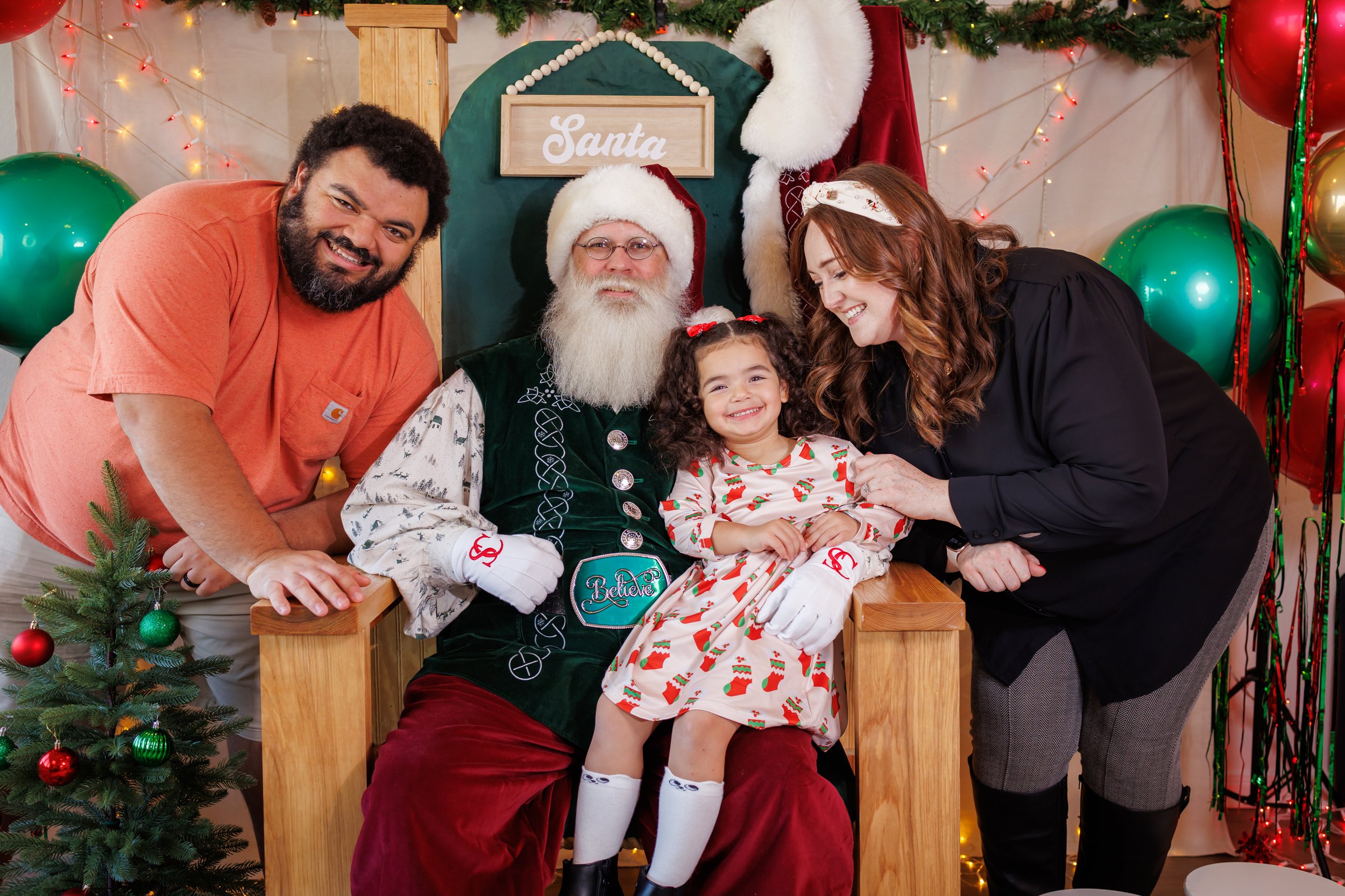 Steven Pedini Photography-12.14.25 David Weekley Homes Photos with Santa at Beacon Point-Web-17-AH2A6737.jpg