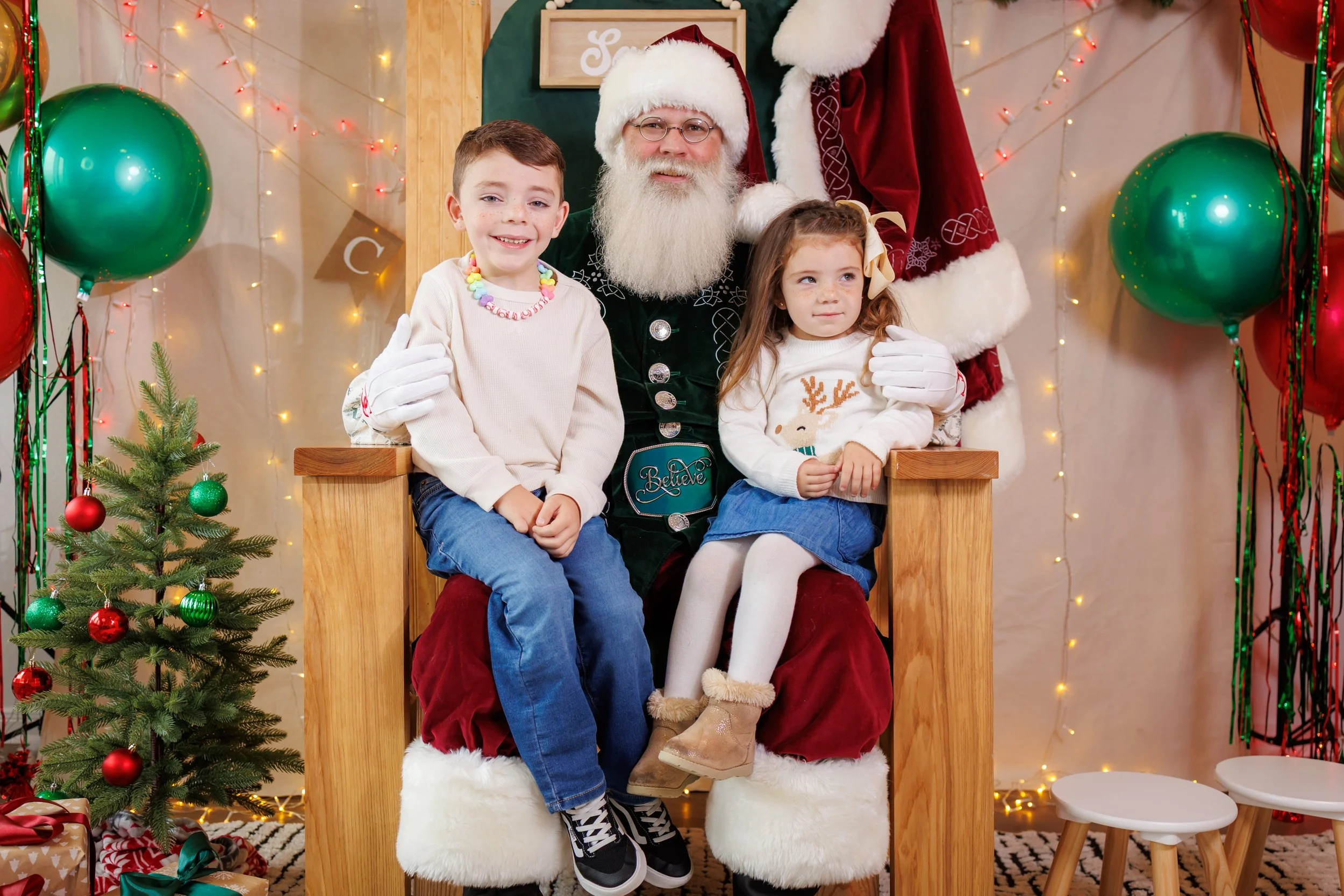 Steven Pedini Photography-12.14.25 David Weekley Homes Photos with Santa at Beacon Point-Web-29-AH2A6761.jpg
