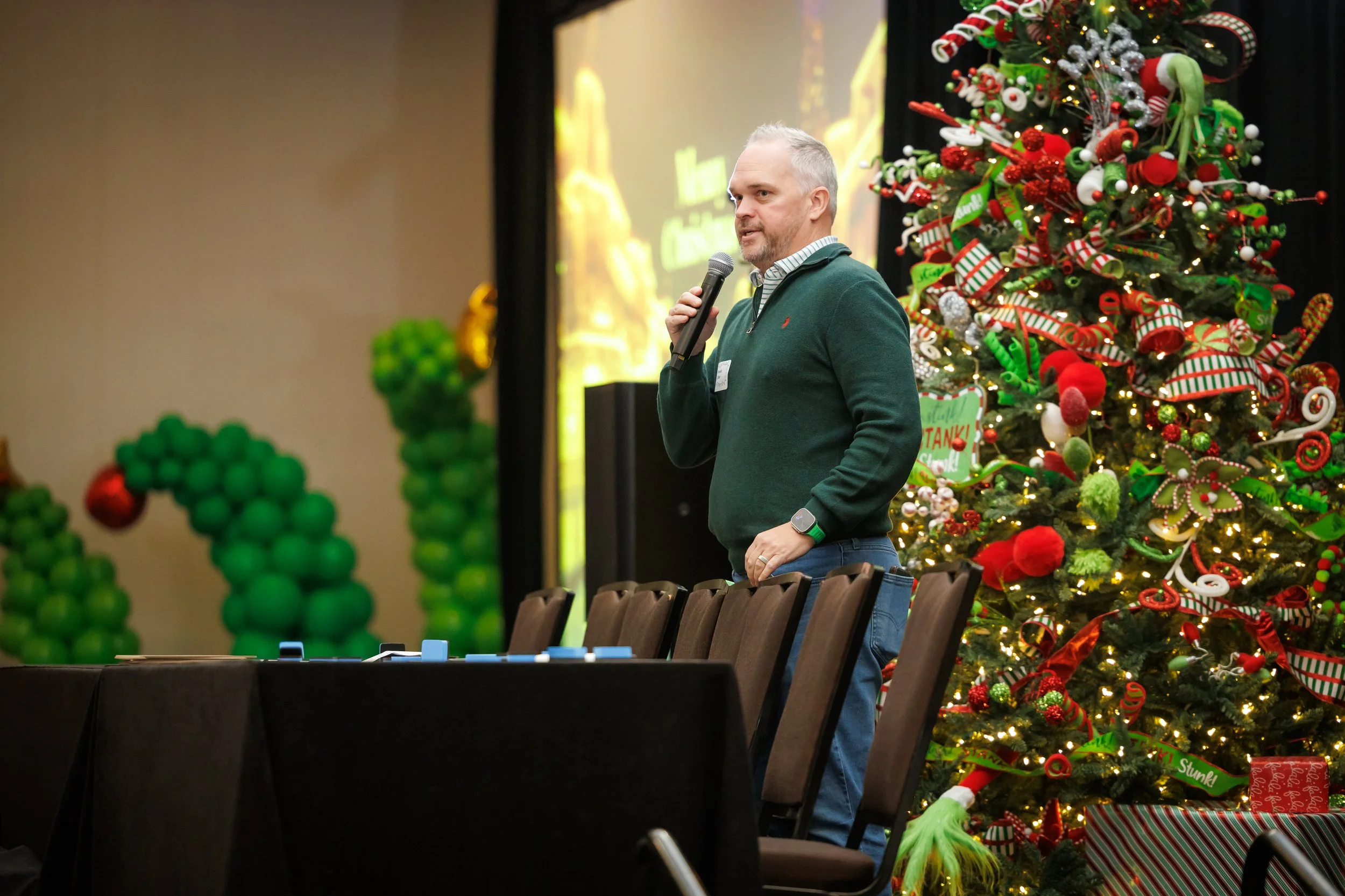 Steven Pedini Photography-12.12.25 David Weekley Homes Holiday Party-Web-8-AH2A6017.jpg