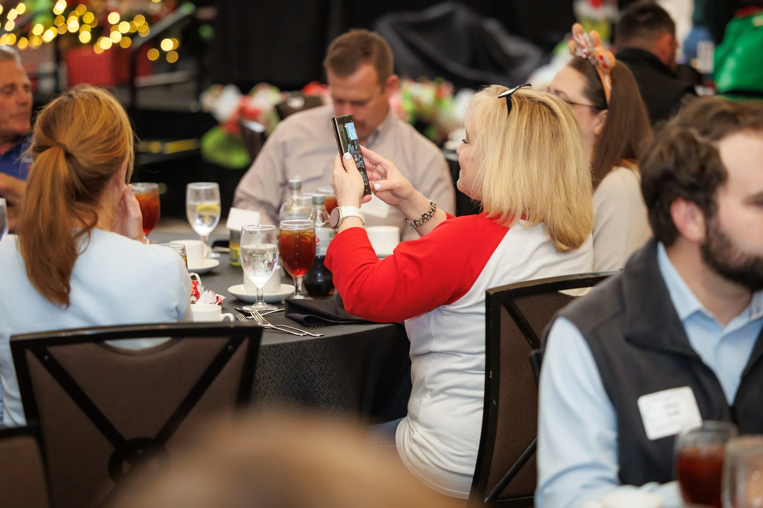 Steven Pedini Photography-12.12.25 David Weekley Homes Holiday Party-Web-65-AH2A6129.jpg
