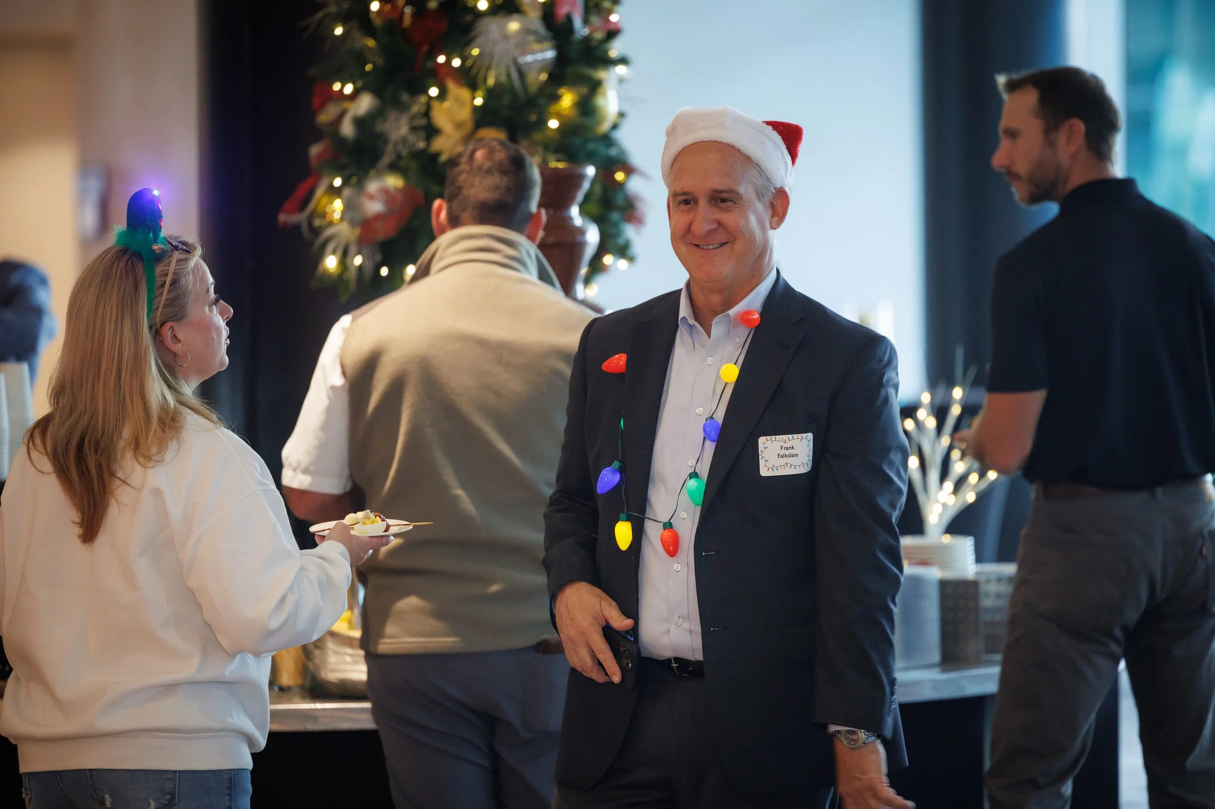 Steven Pedini Photography-12.12.25 David Weekley Homes Holiday Party-Web-73-AH2A6151.jpg
