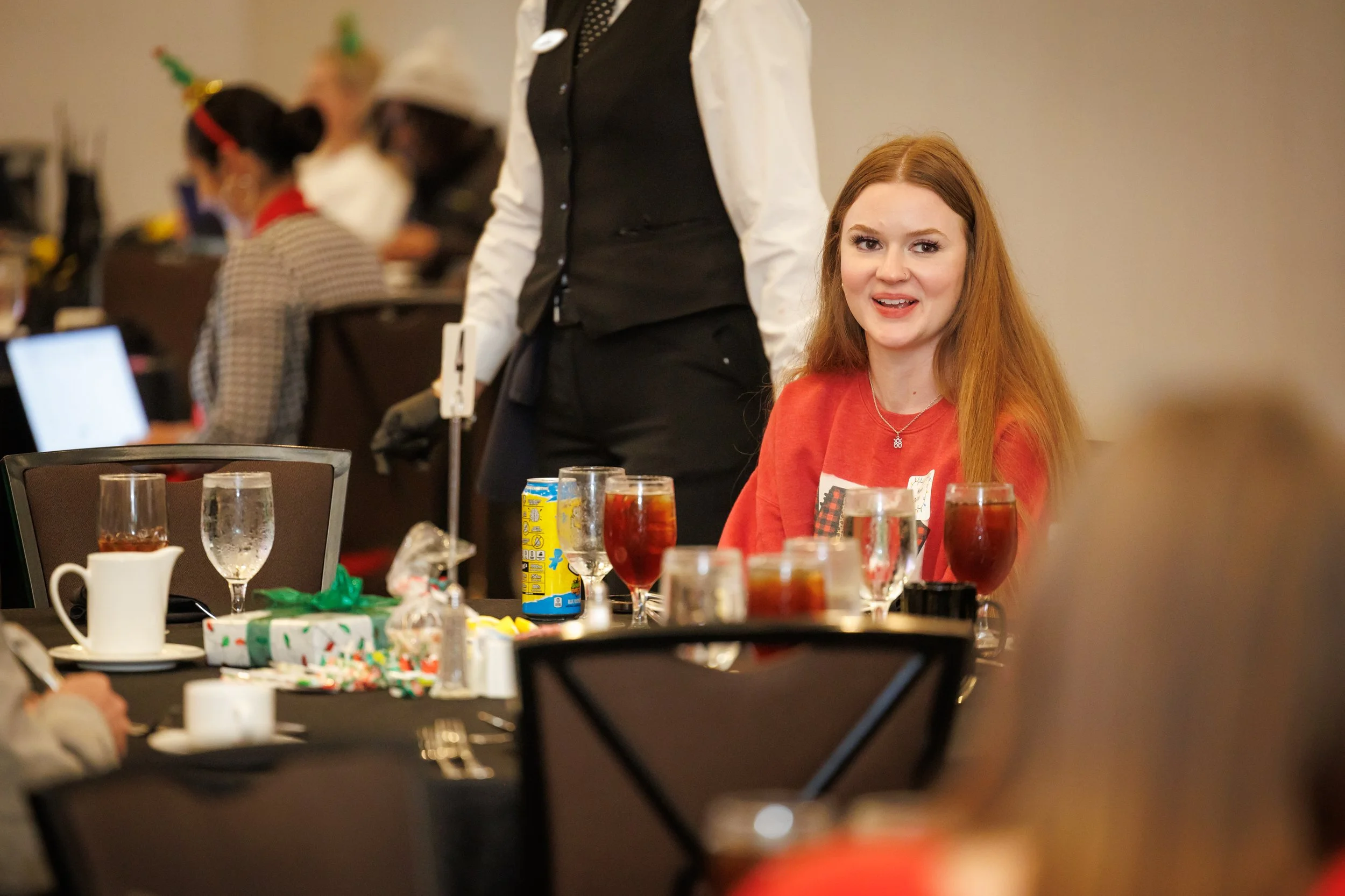 Steven Pedini Photography-12.12.25 David Weekley Homes Holiday Party-Web-99-AH2A6222.jpg