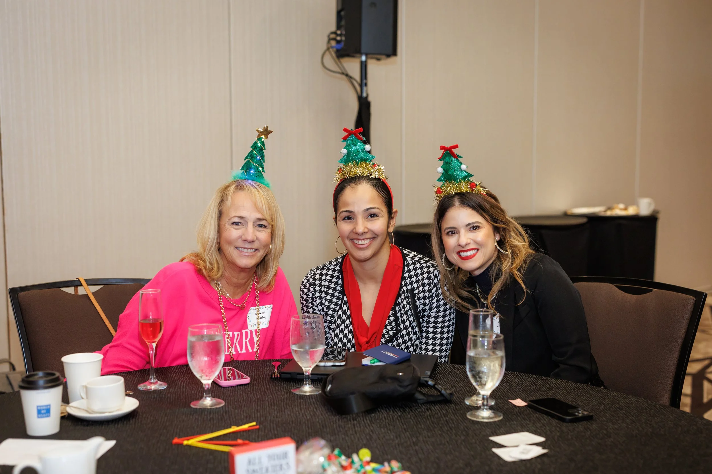 Steven Pedini Photography-12.12.25 David Weekley Homes Holiday Party-Web-143-AH2A6356.jpg