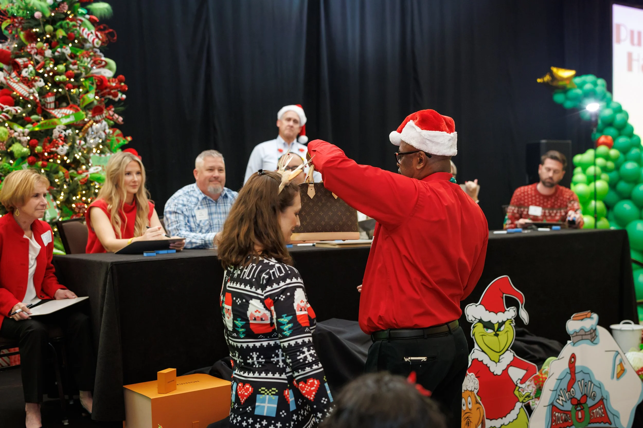 Steven Pedini Photography-12.12.25 David Weekley Homes Holiday Party-Web-160-AH2A6393.jpg