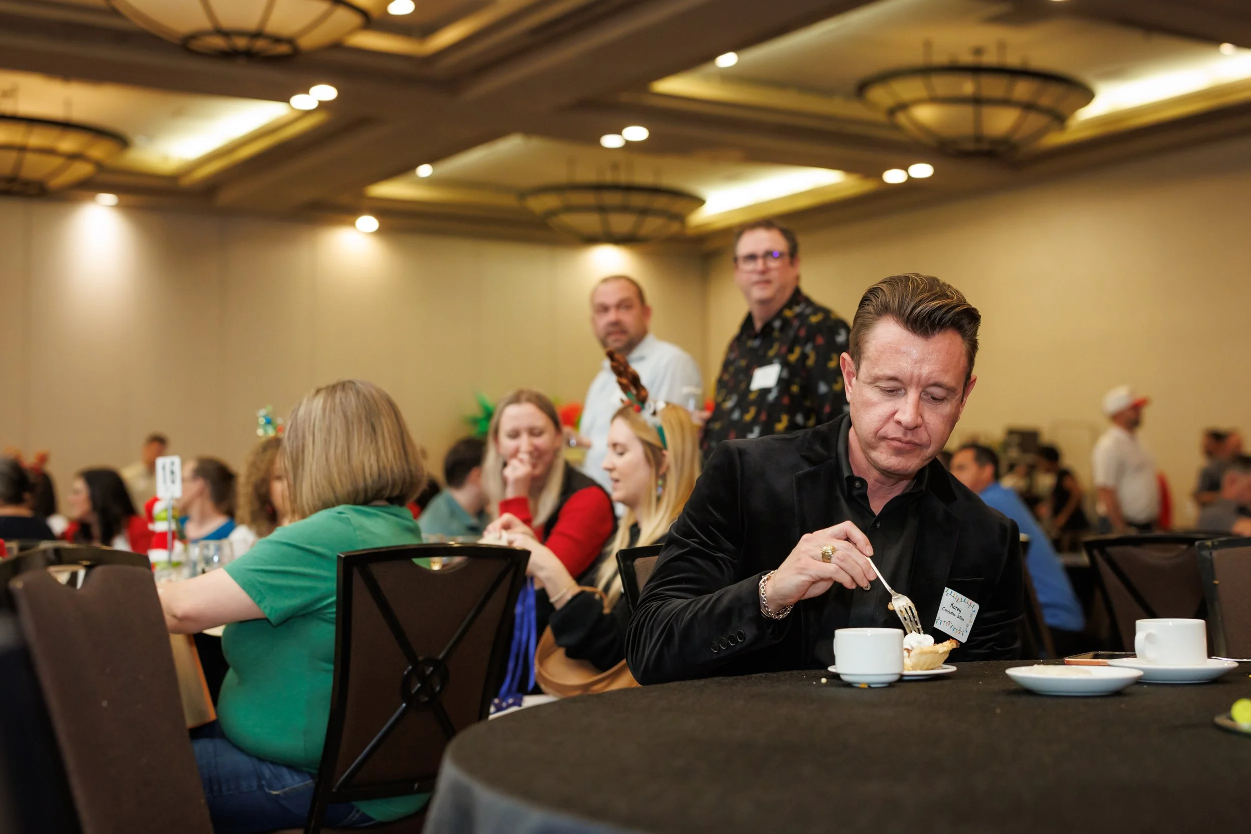 Steven Pedini Photography-12.12.25 David Weekley Homes Holiday Party-Web-179-AH2A6425.jpg