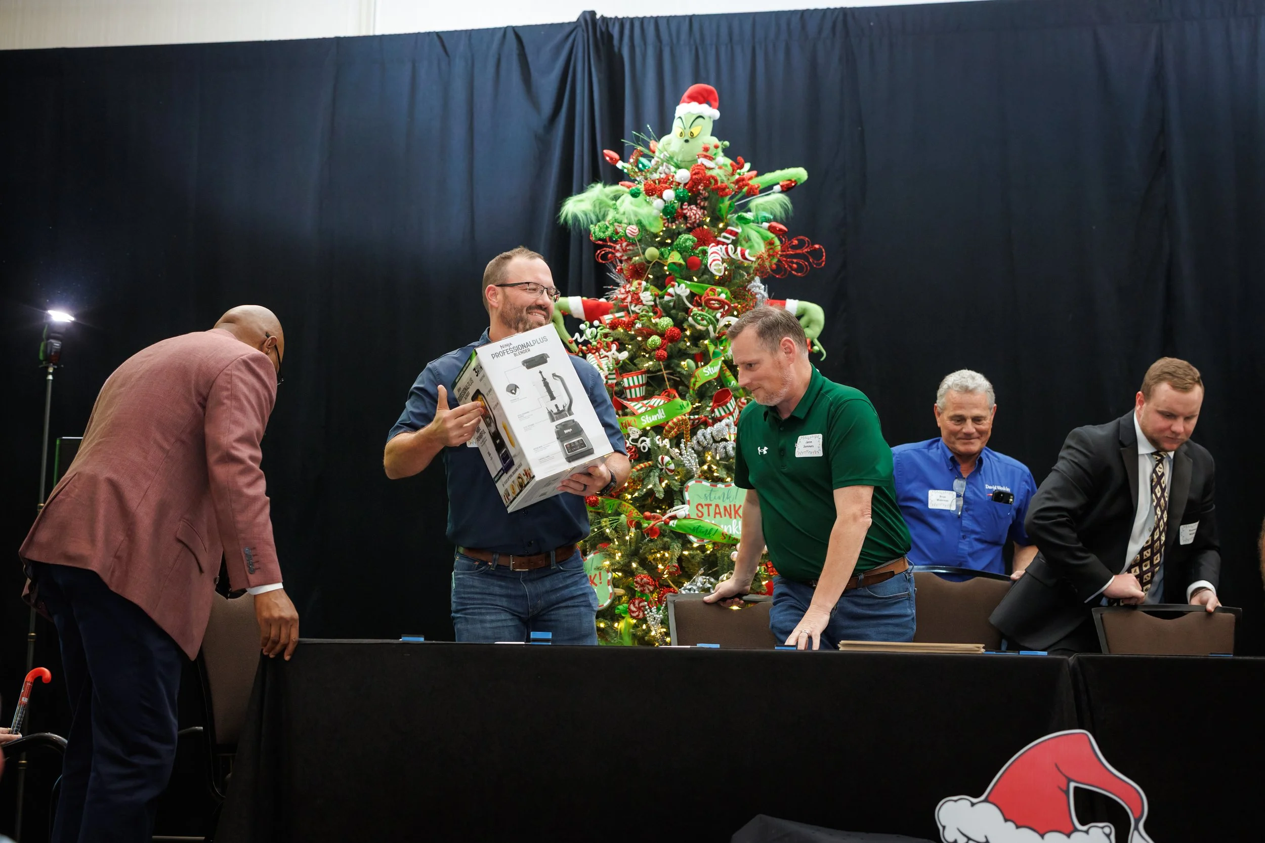 Steven Pedini Photography-12.12.25 David Weekley Homes Holiday Party-Web-184-AH2A6432.jpg