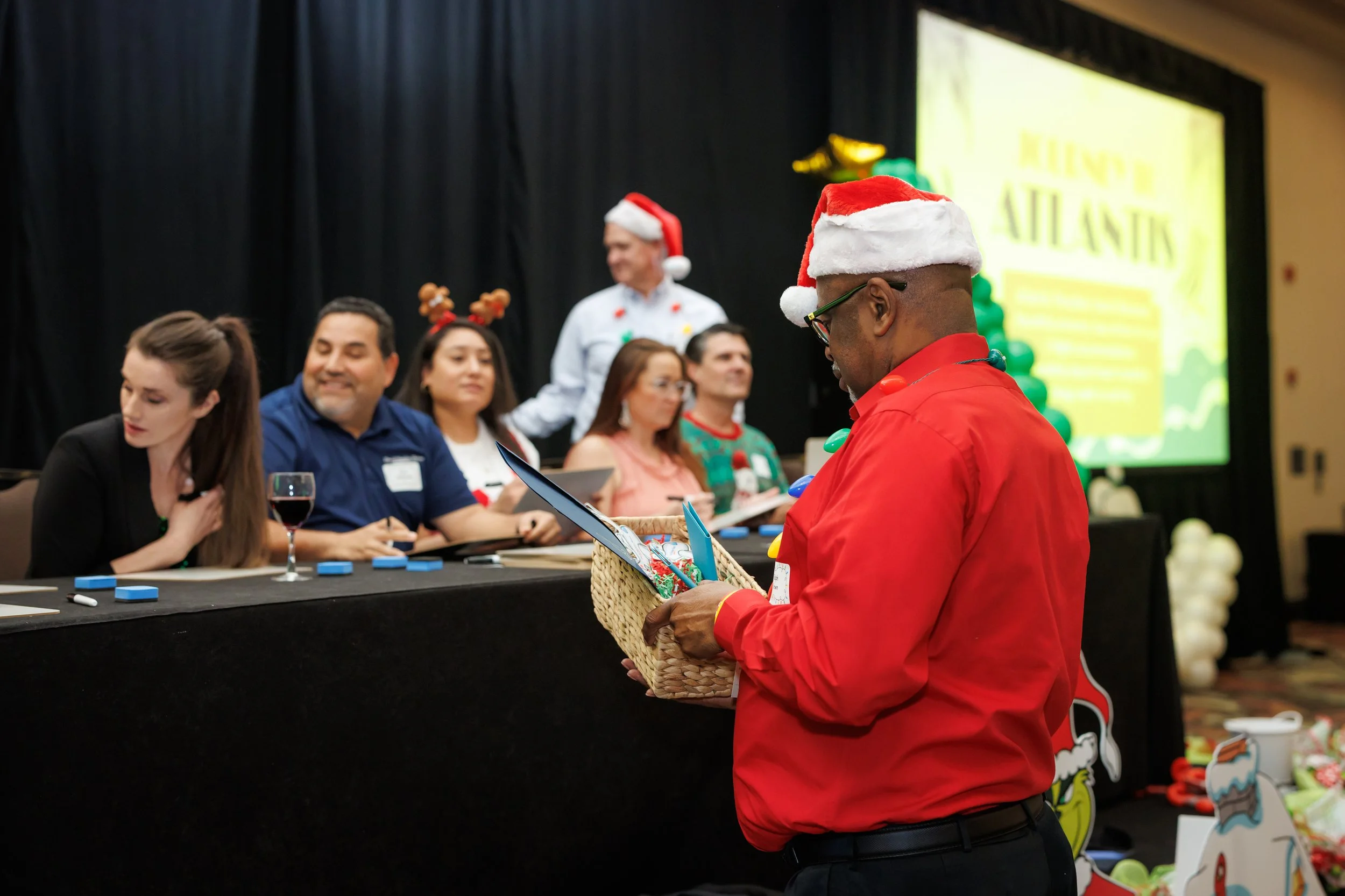 Steven Pedini Photography-12.12.25 David Weekley Homes Holiday Party-Web-198-AH2A6470.jpg