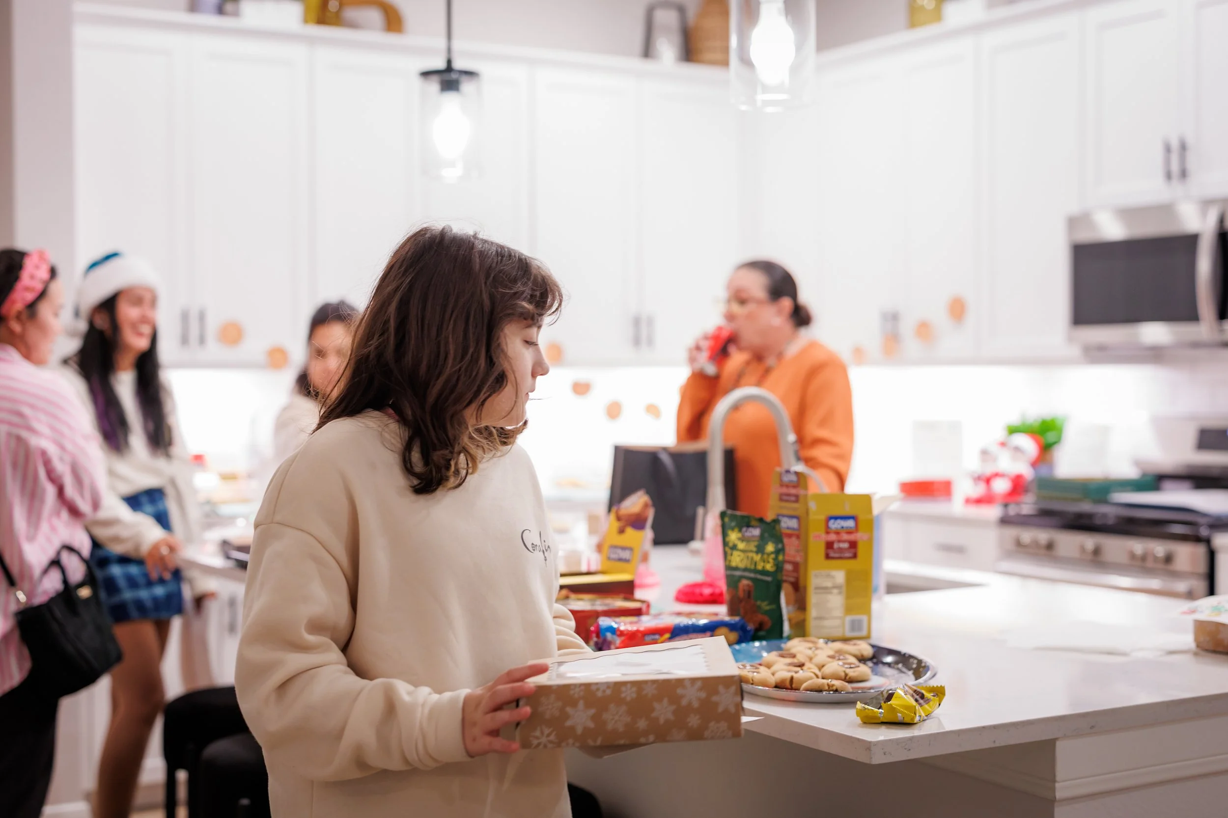 Steven Pedini Photography-12.11.25 Jubilee Cookie Exchange-Web-36-AH2A5820.jpg