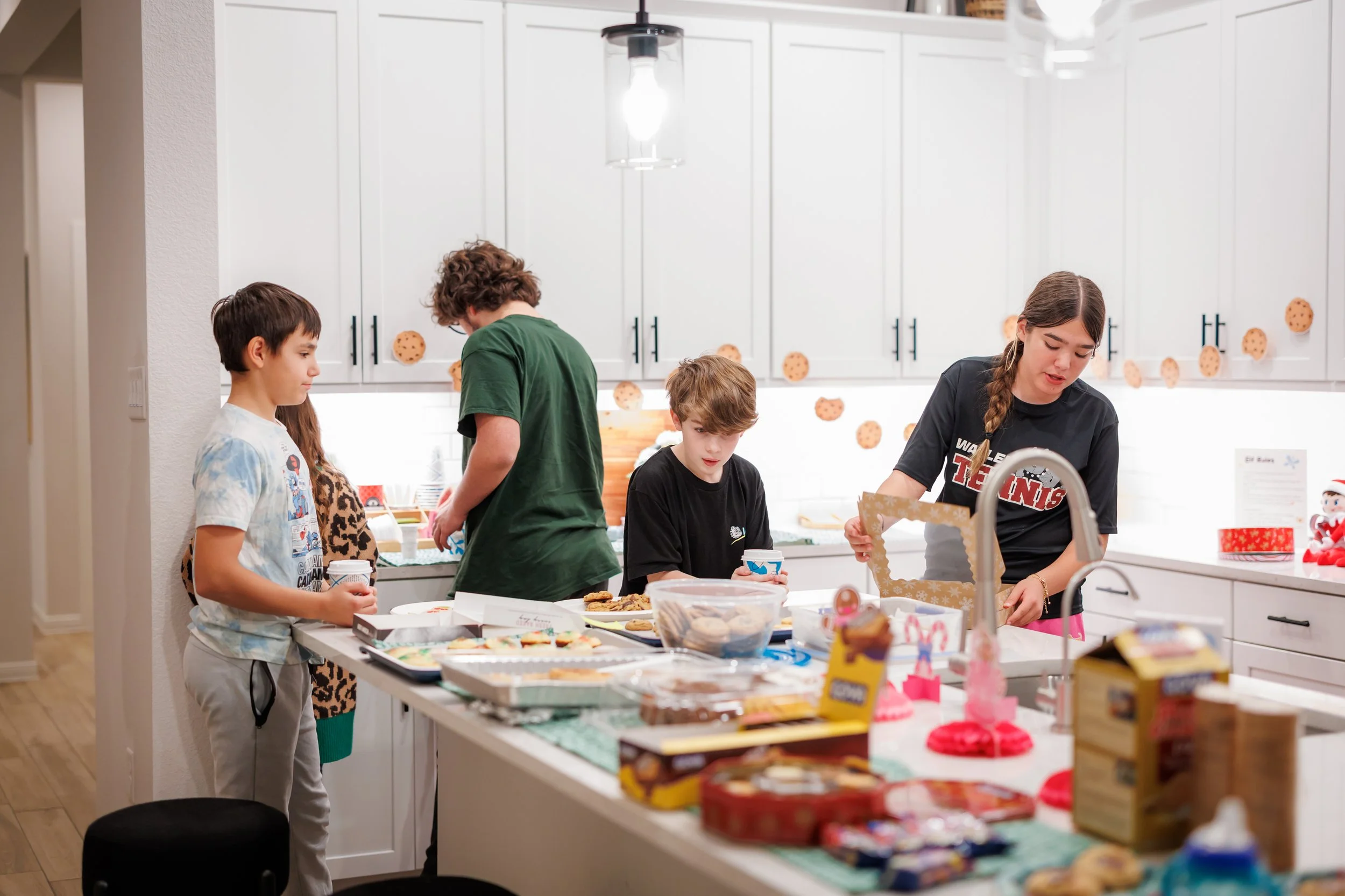 Steven Pedini Photography-12.11.25 Jubilee Cookie Exchange-Web-75-AH2A5902.jpg