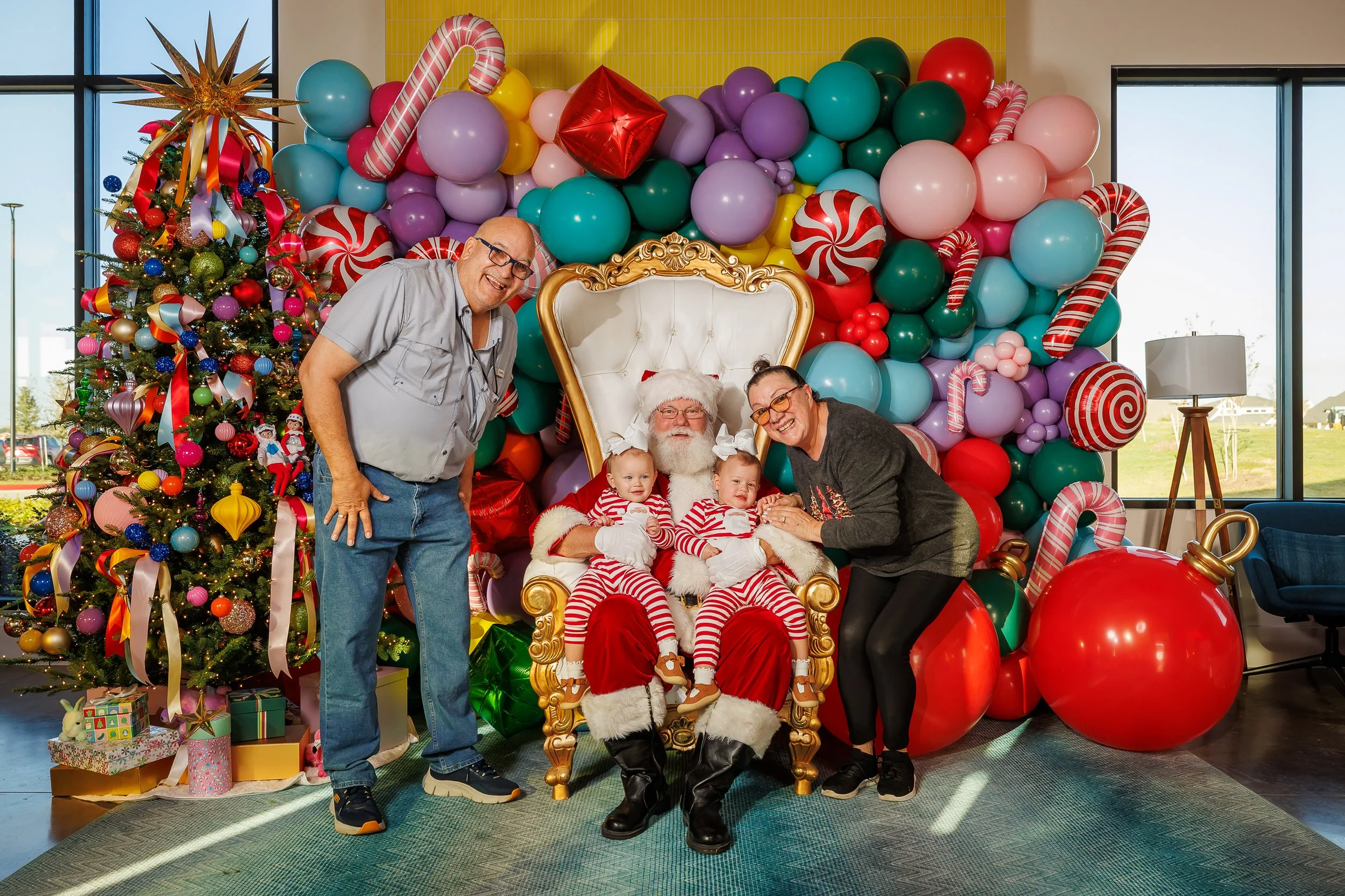 12.20.25-Jubilee-Breakfast-With-Santa-Joyhub-Web-Steven-Pedini-Photography-6-Steven Pedini Photography - 12.20.25 Jubilee Breakfast with Santa-057.jpg