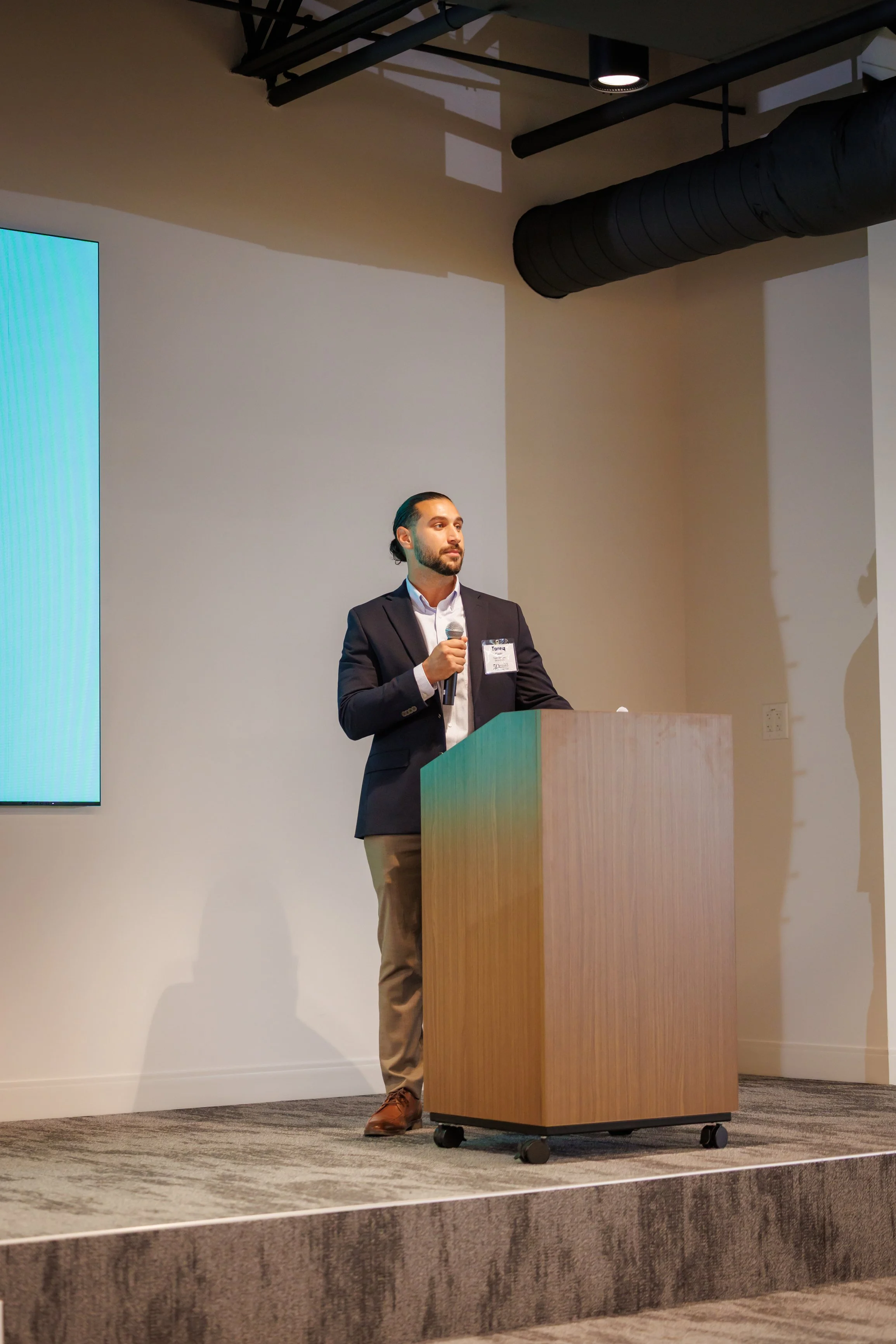 4.24.26-David-Weekley-Homes-April-Division-Meeting-Web-Steven-Pedini-Photography-111-AH2A7698.jpg