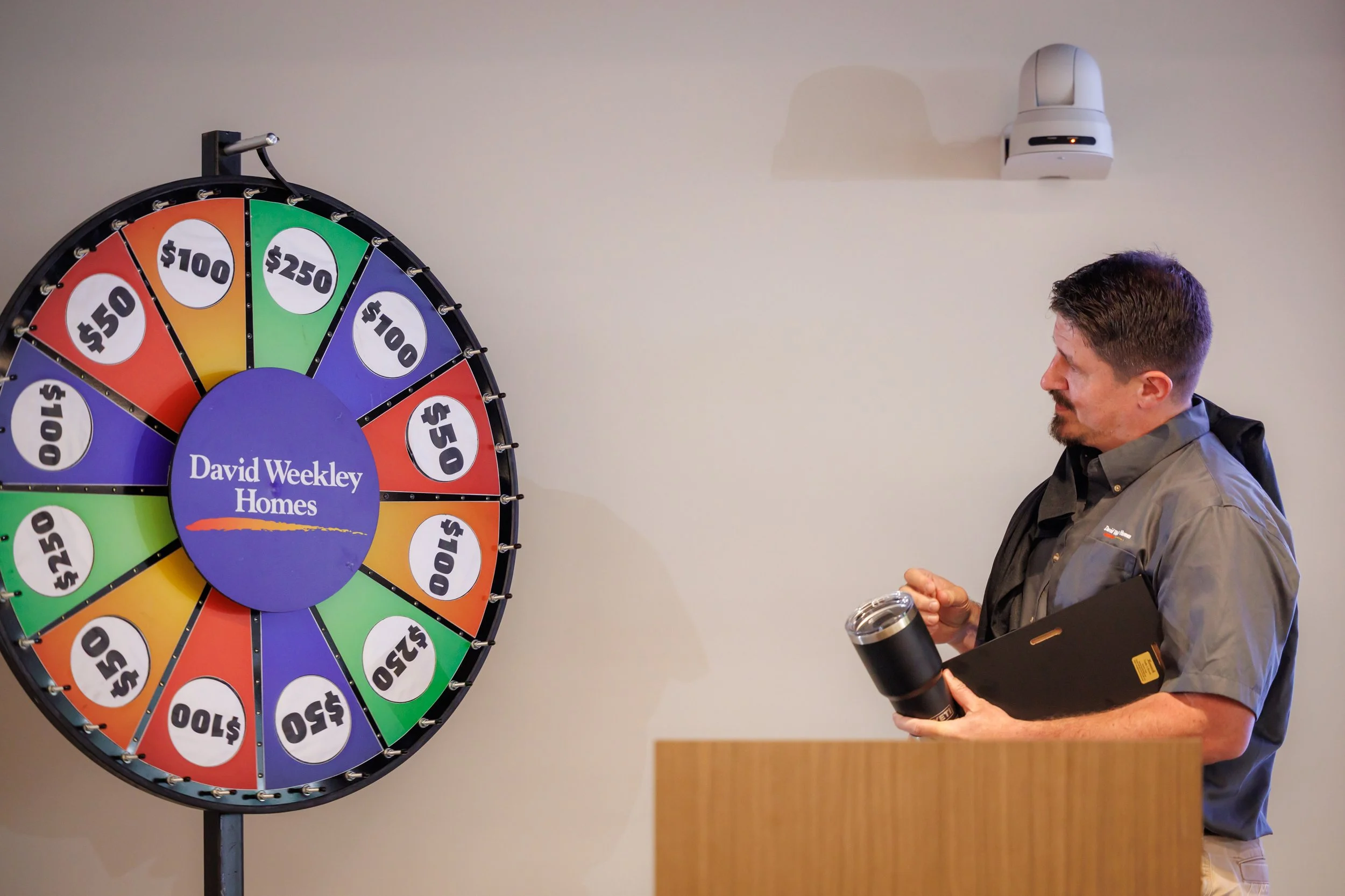 4.24.26-David-Weekley-Homes-April-Division-Meeting-Web-Steven-Pedini-Photography-154-AH2A7744.jpg