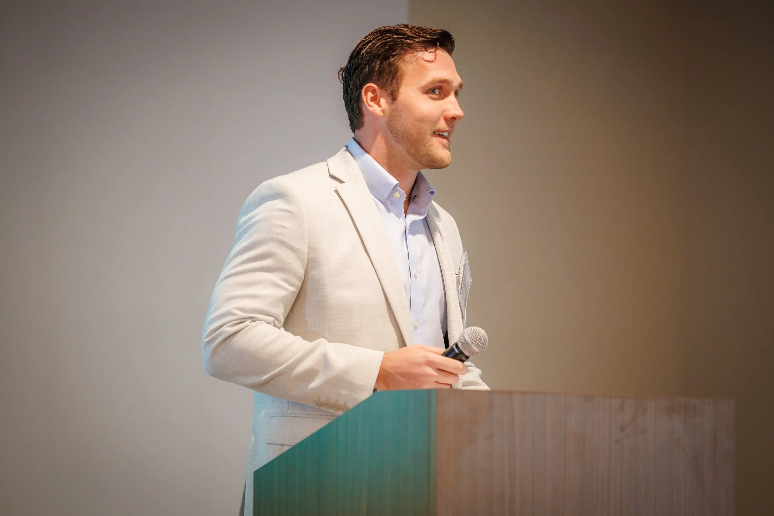 4.24.26-David-Weekley-Homes-April-Division-Meeting-Web-Steven-Pedini-Photography-194-AH2A7819.jpg