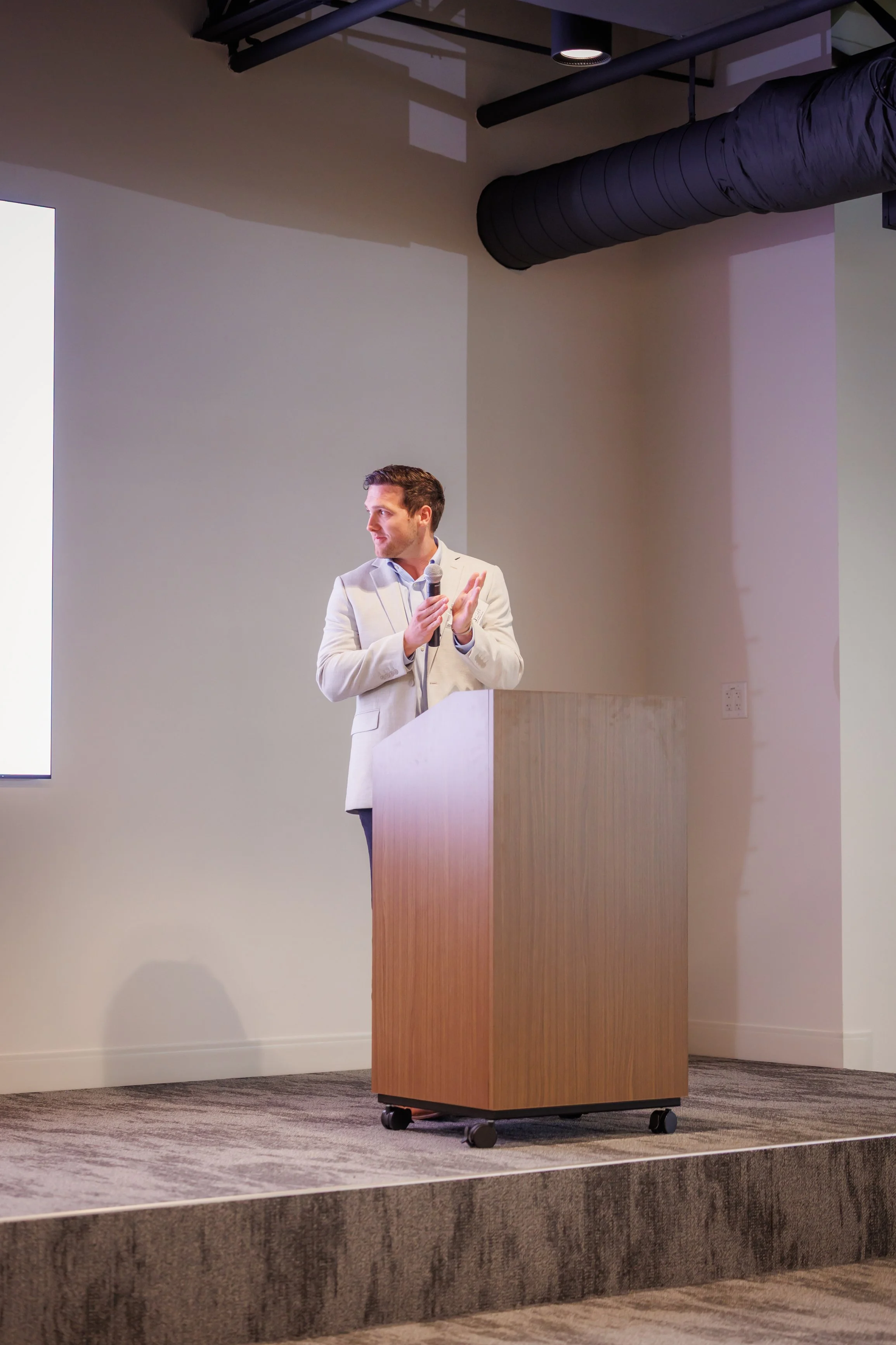4.24.26-David-Weekley-Homes-April-Division-Meeting-Web-Steven-Pedini-Photography-197-AH2A7831.jpg