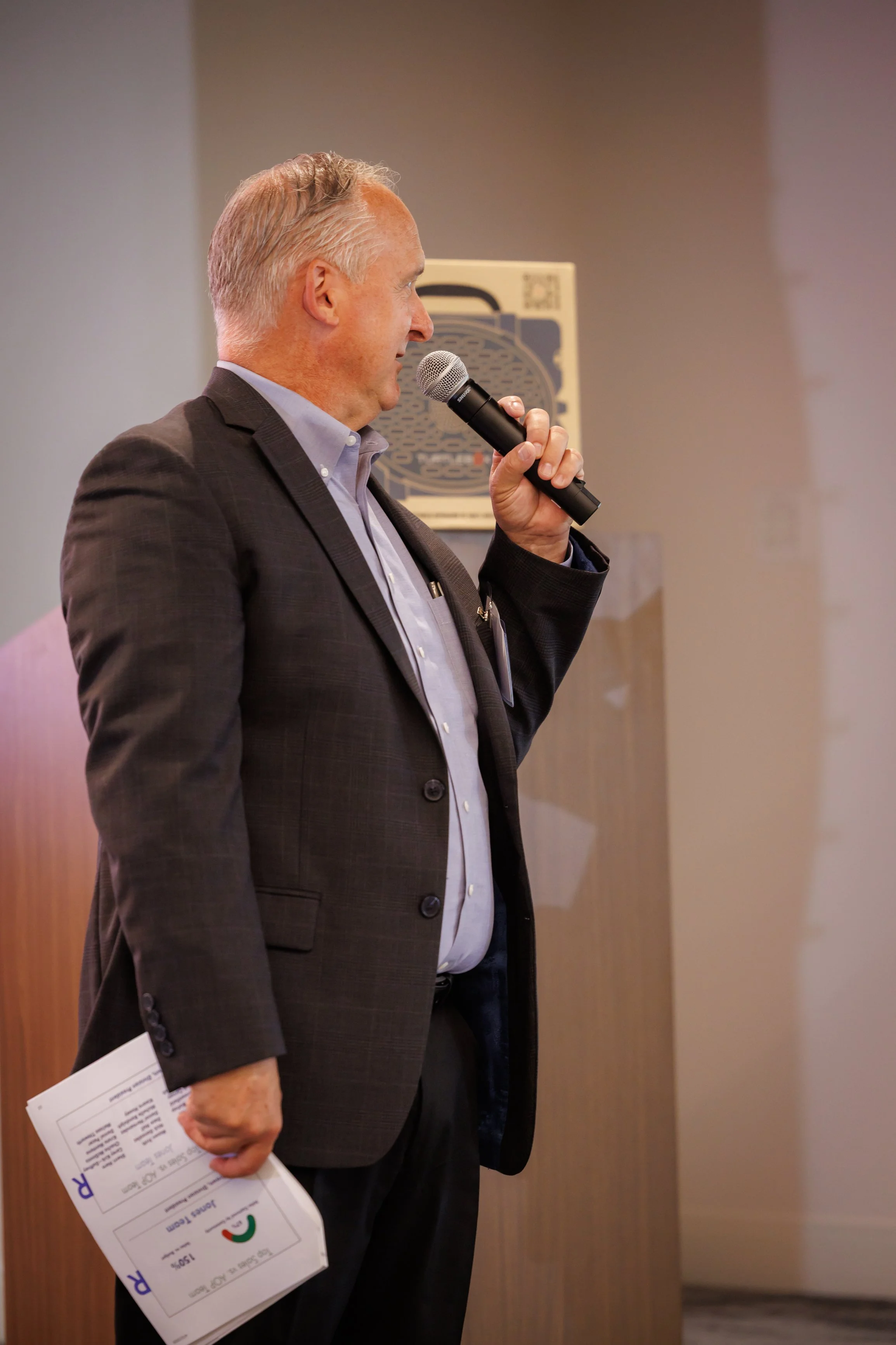 4.24.26-David-Weekley-Homes-April-Division-Meeting-Web-Steven-Pedini-Photography-219-AH2A7888.jpg
