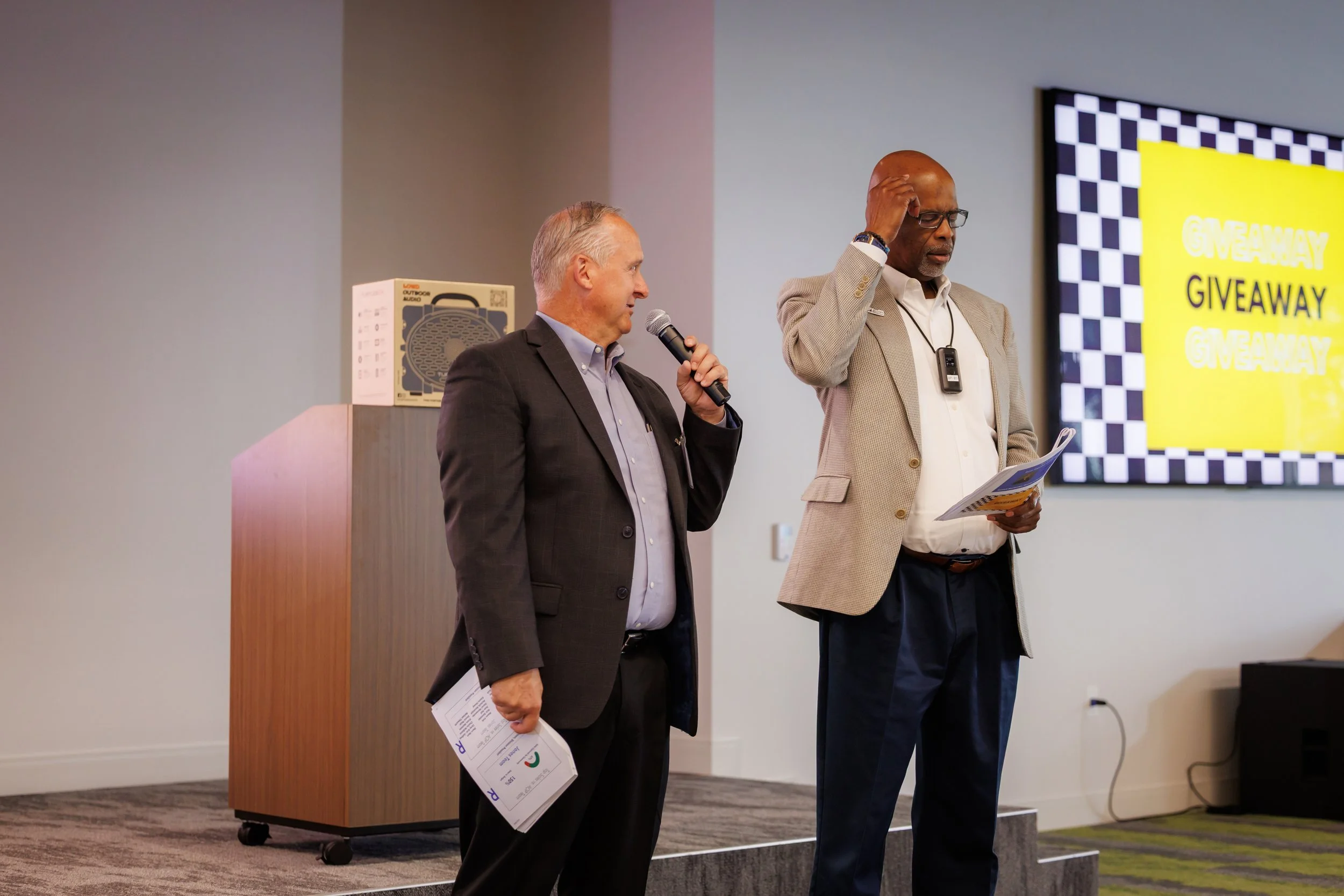 4.24.26-David-Weekley-Homes-April-Division-Meeting-Web-Steven-Pedini-Photography-220-AH2A7890.jpg