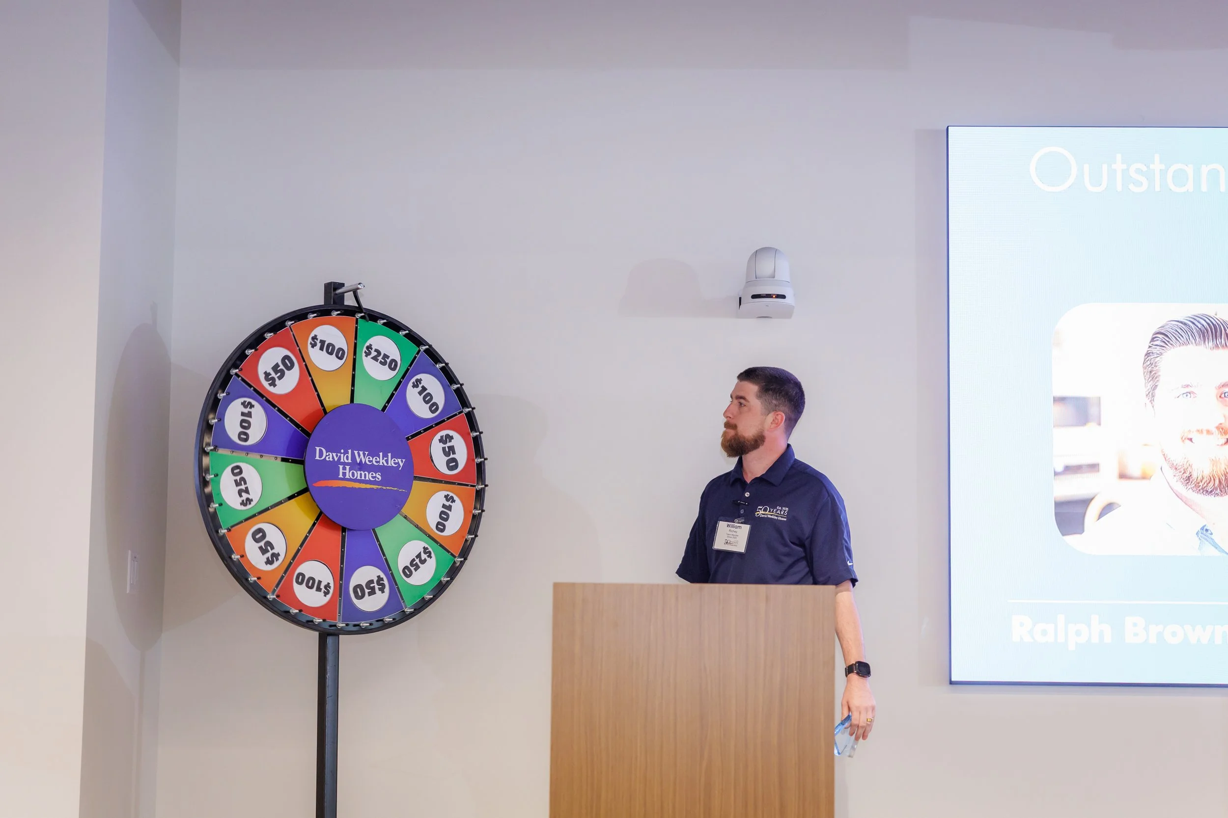 4.24.26-David-Weekley-Homes-April-Division-Meeting-Web-Steven-Pedini-Photography-298-8Y2A2954.jpg