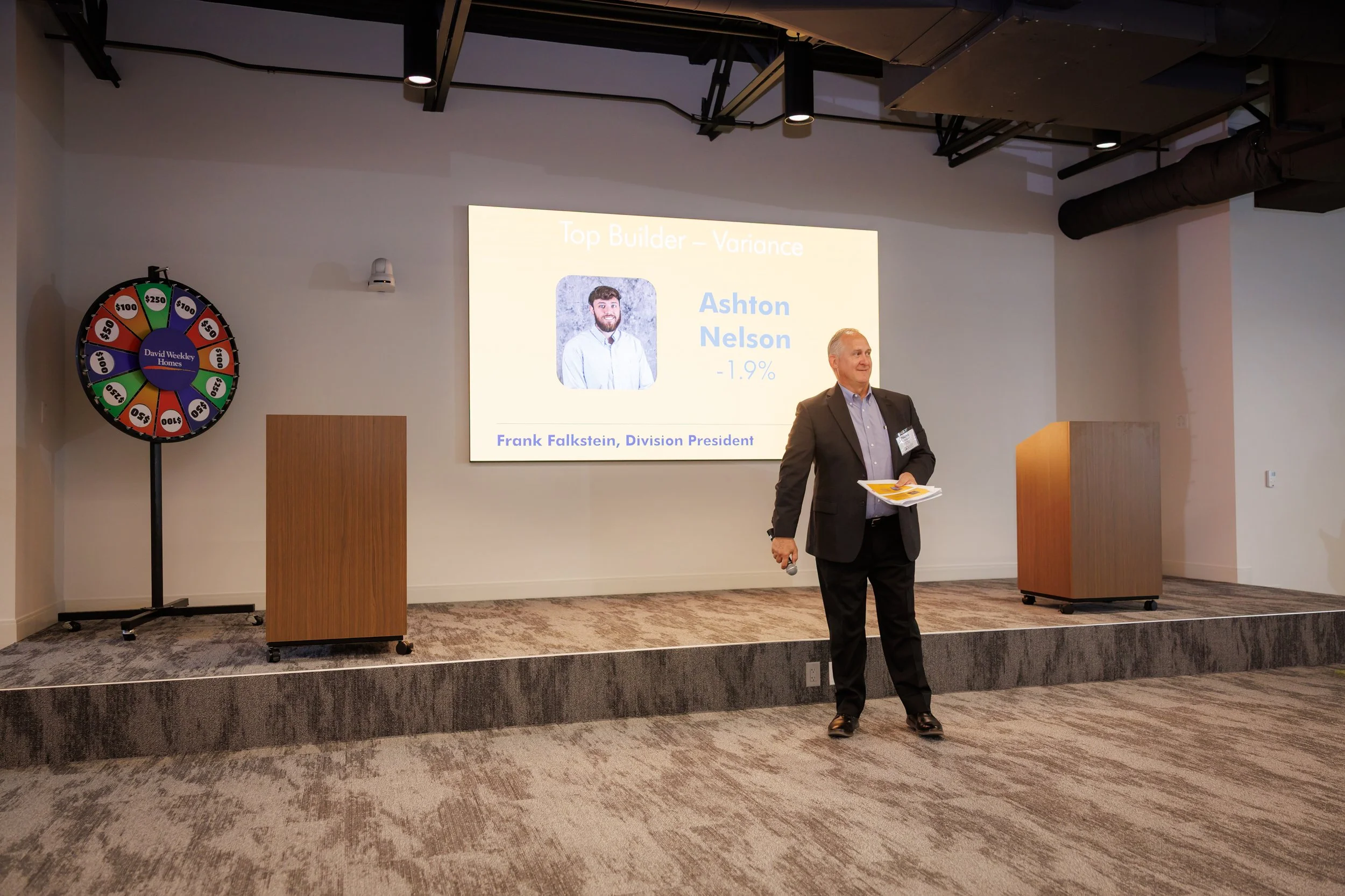 4.24.26-David-Weekley-Homes-April-Division-Meeting-Web-Steven-Pedini-Photography-307-8Y2A2986.jpg