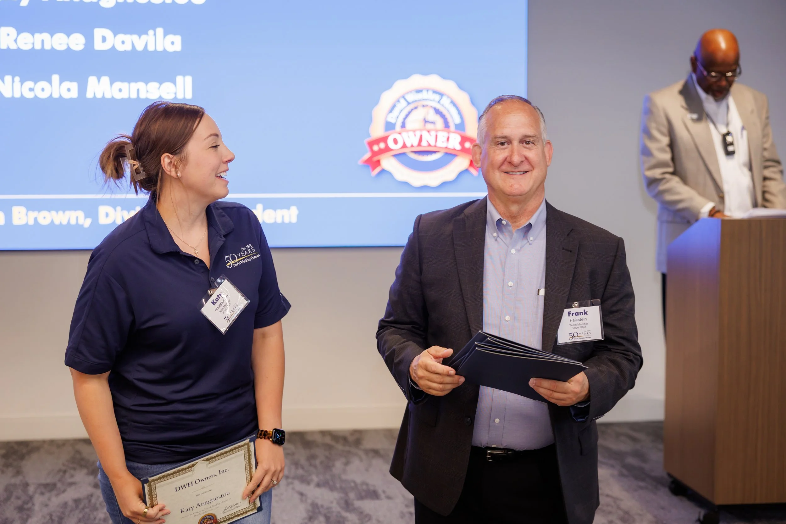 4.24.26-David-Weekley-Homes-April-Division-Meeting-Web-Steven-Pedini-Photography-322-8Y2A3031.jpg