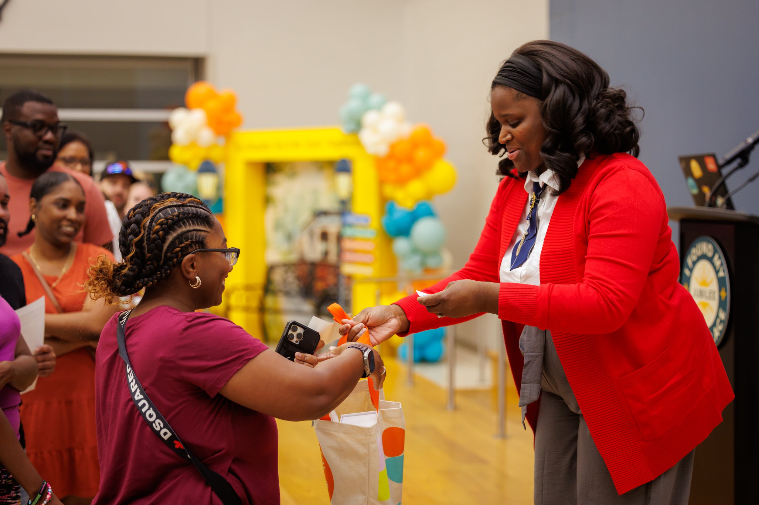 6.18.2026-Jubilee-2026-Annual-Board-Meeting-Waller-High-School-Web-Steven-Pedini-Photography-202-AH2A8952.jpg