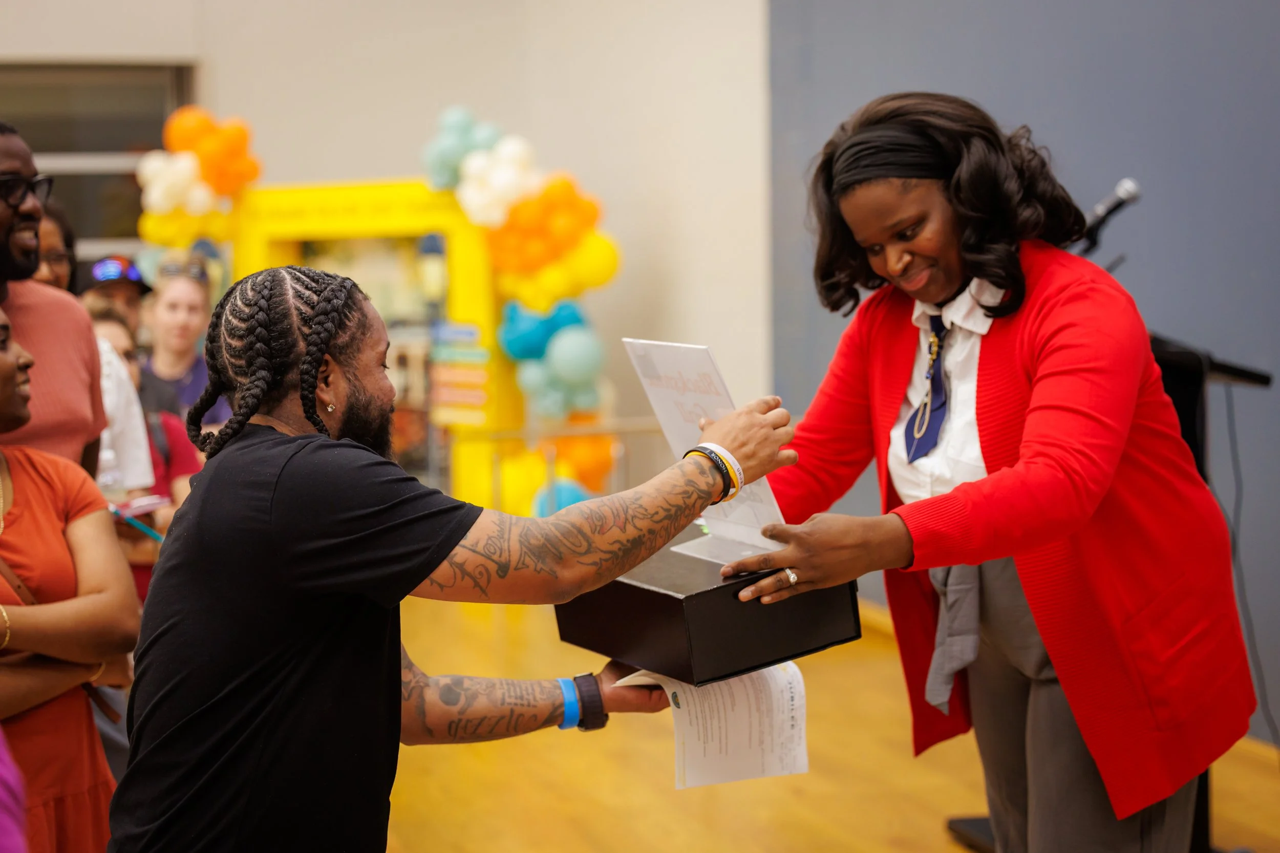 6.18.2026-Jubilee-2026-Annual-Board-Meeting-Waller-High-School-Web-Steven-Pedini-Photography-207-AH2A8965.jpg