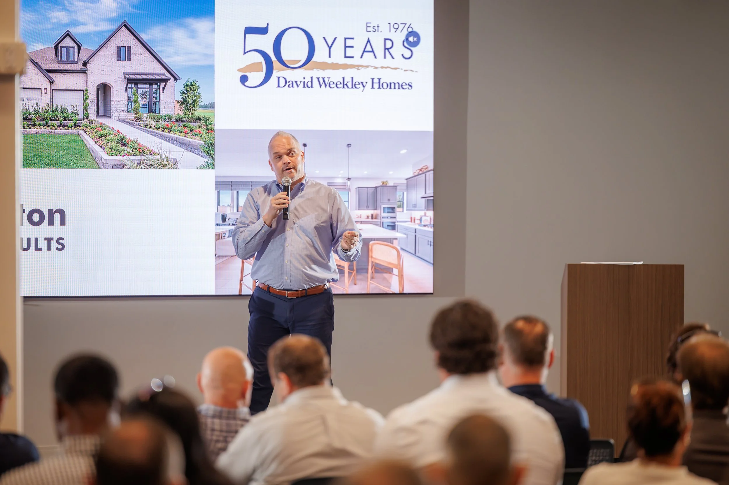 6.26.2026-David-Weekley-Homes-June-Division-Meeting-Web-Steven-Pedini-Photography-80-AH2A1162.jpg