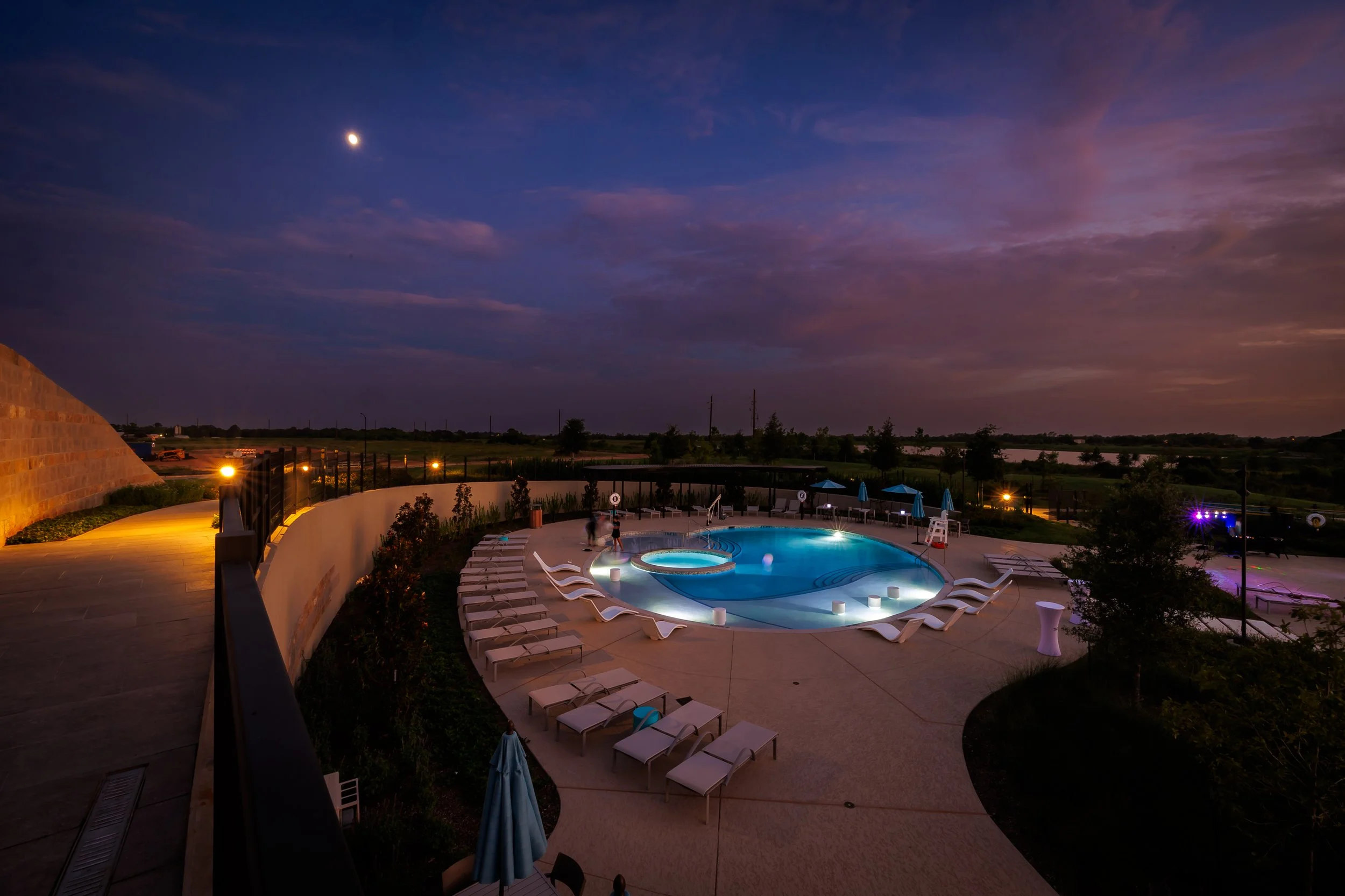 7.25.26-The-Grand-Prairie-Night-Glow-Pool-Party-Web-Steven-Pedini-Photography-11-AH2A9083.jpg