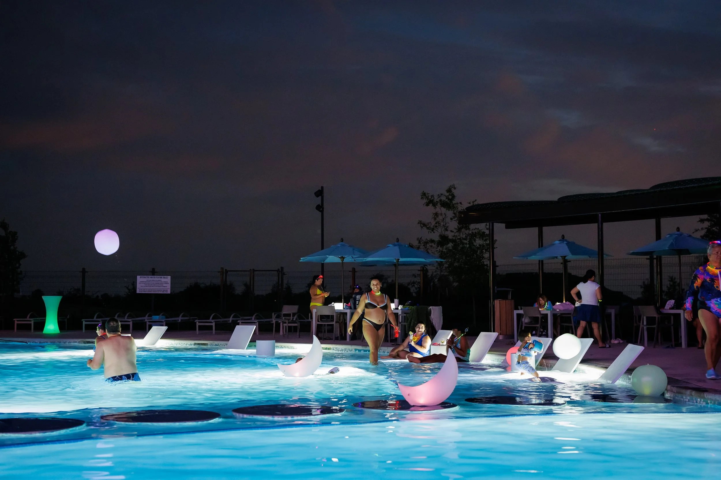 7.25.26-The-Grand-Prairie-Night-Glow-Pool-Party-Web-Steven-Pedini-Photography-48-AH2A9162.jpg