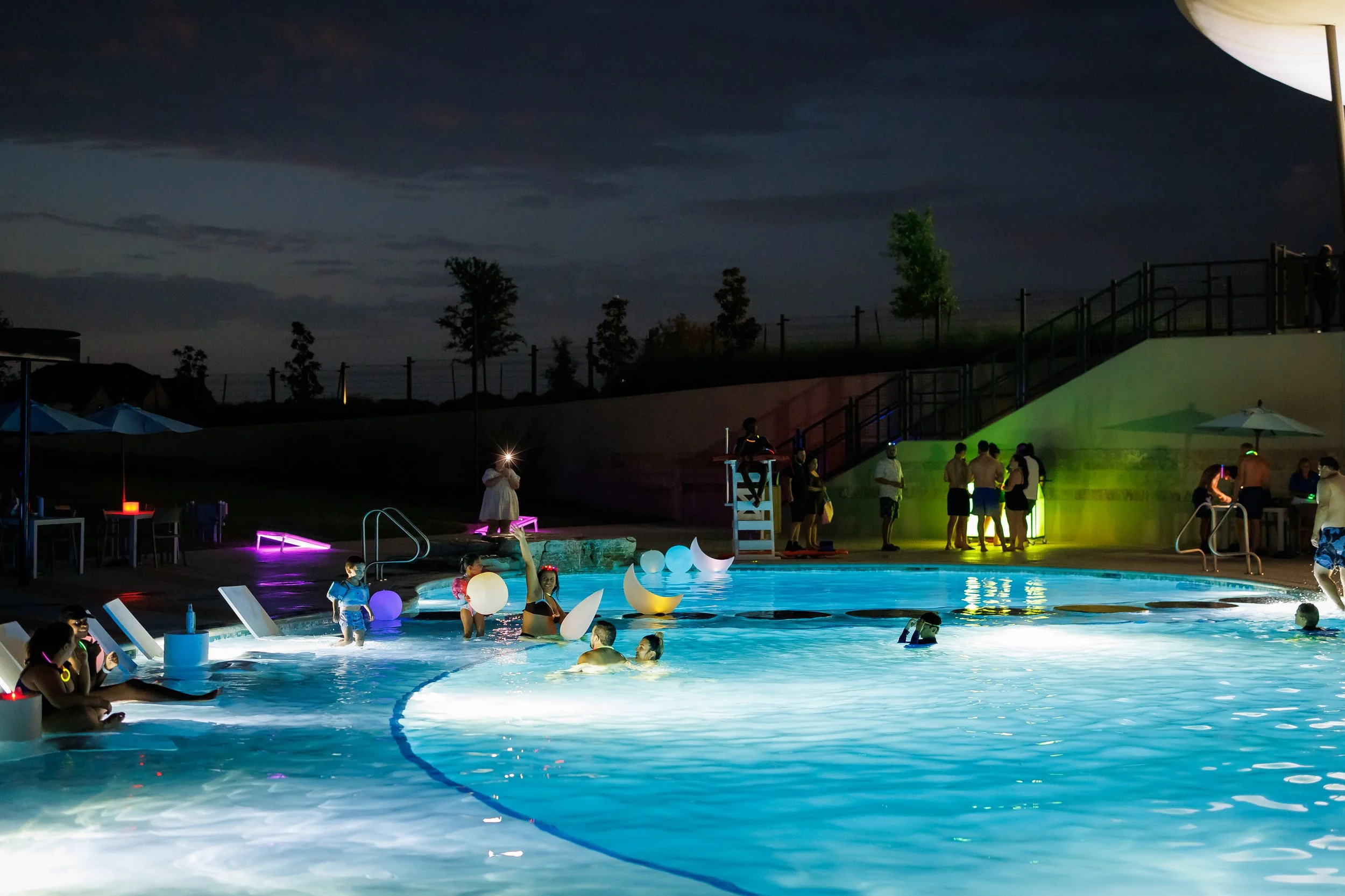 7.25.26-The-Grand-Prairie-Night-Glow-Pool-Party-Web-Steven-Pedini-Photography-50-AH2A9167.jpg