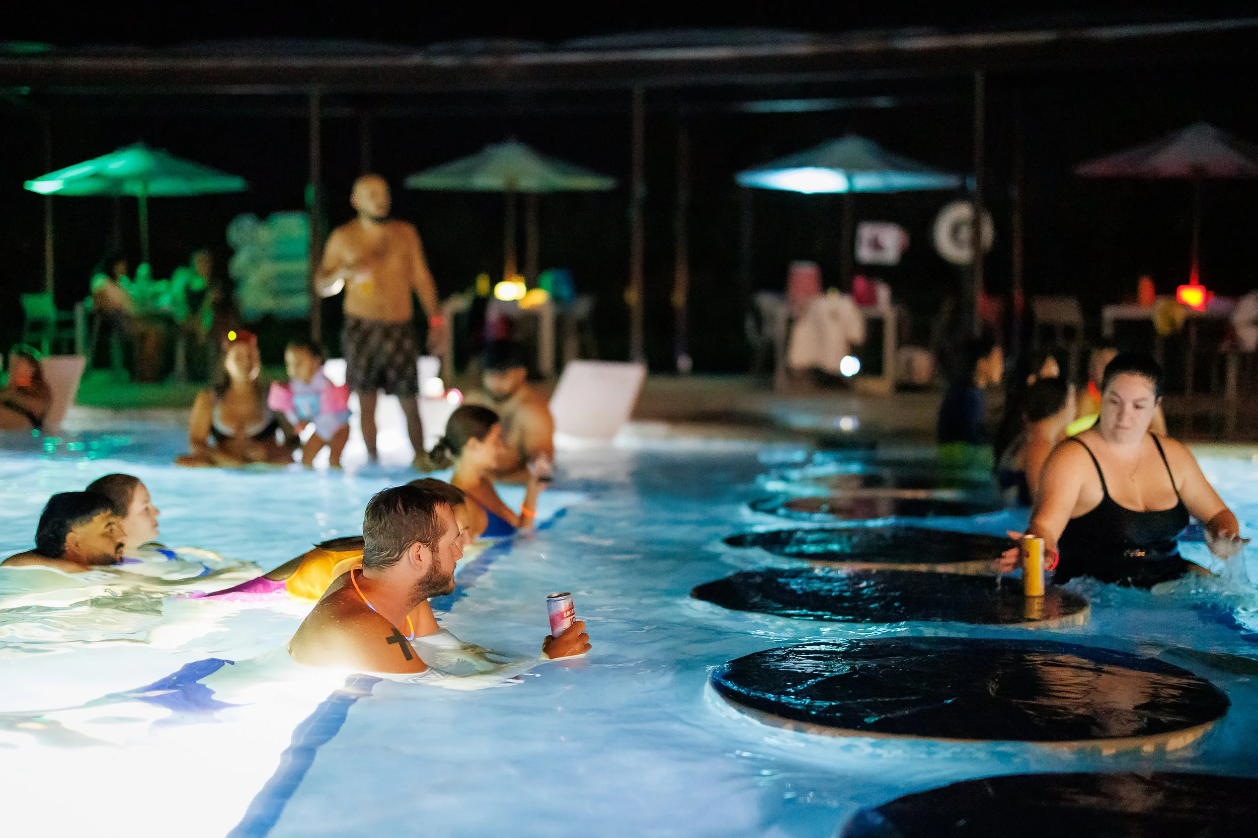 7.25.26-The-Grand-Prairie-Night-Glow-Pool-Party-Web-Steven-Pedini-Photography-208-AH2A9793.jpg
