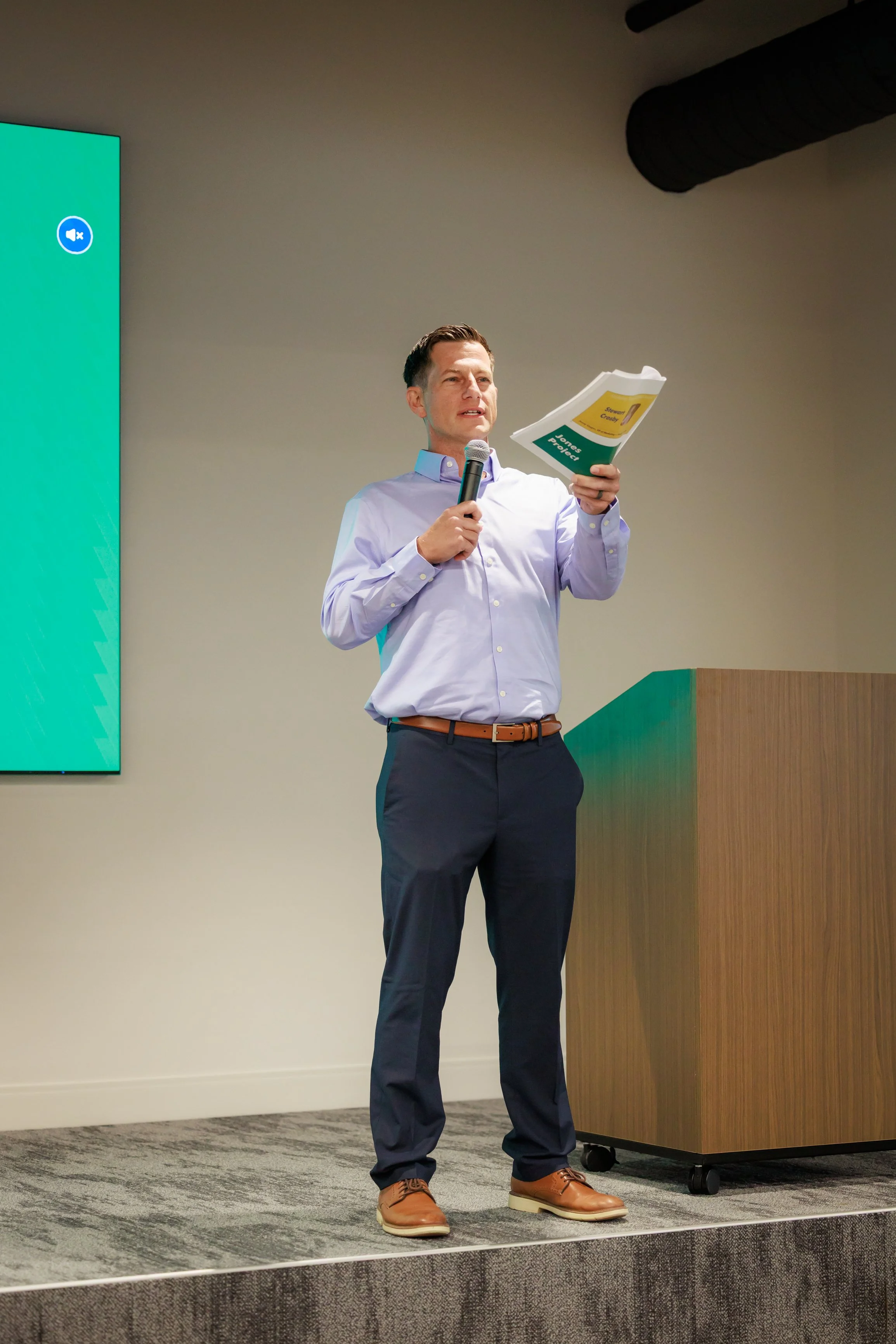 7.24.2026-David-Weekley-Homes-July-Division-Meeting-Web-Steven-Pedini-Photography-273-8Y2A6039.jpg