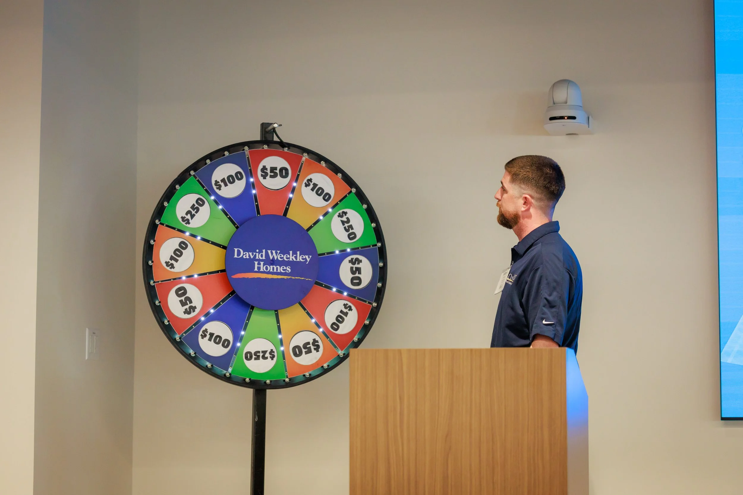 7.24.2026-David-Weekley-Homes-July-Division-Meeting-Web-Steven-Pedini-Photography-390-8Y2A6312.jpg