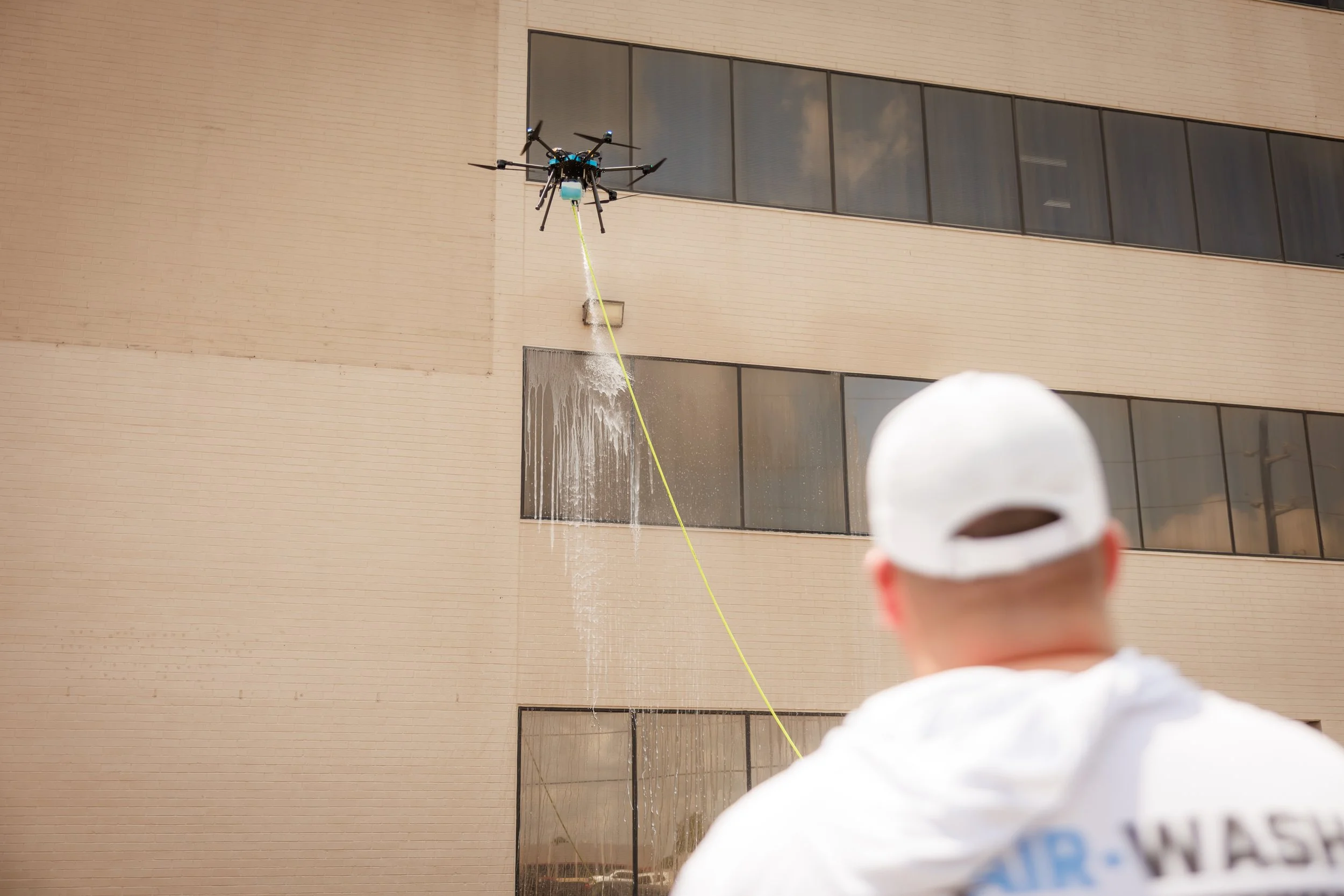 8.6.2026-Airwash-By-Draganfly-Drone-Pressure-Wash-Demonstration-Web-Steven-Pedini-Photography-181-AH2A2855.jpg