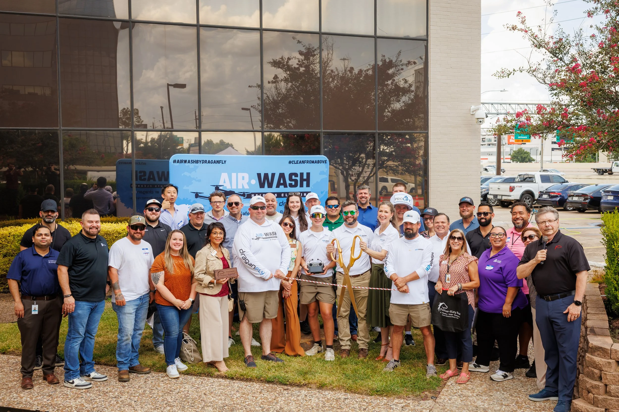 8.6.2026-Airwash-By-Draganfly-Drone-Pressure-Wash-Demonstration-Web-Steven-Pedini-Photography-221-AH2A2995.jpg