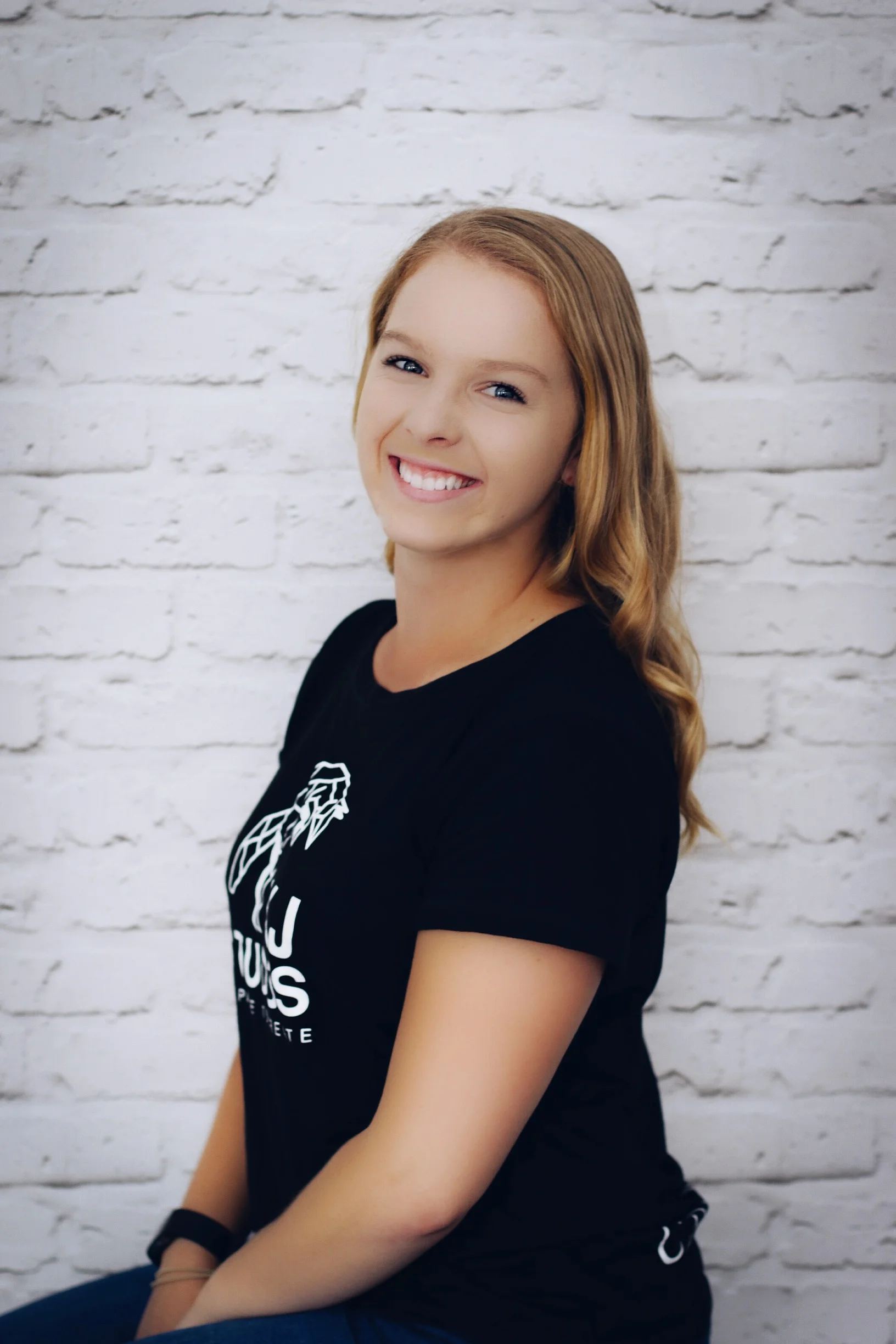 Kaya - Ballet   Raised in the Bay of Plenty, Kaya started dancing at the age of seven. Her passion for dance grew and for several years competed in competitions. She continued to dance through her schooling years, completed her solo seal exam in both Ballet and Jazz.   Kaya started teaching dance classes while still at school. The passion for seeing young children grow and work towards their full potential is what keeps Kaya inspired and motivated to teach. This passion for seeing children’s potential continued as she went on to complete her Bachelor degree of Education in Early Childhood Education.  Dance is a way of expressing oneself though movement and actions rather than words, she hopes that she can share her love and knowledge of dance with many student in the years to come.