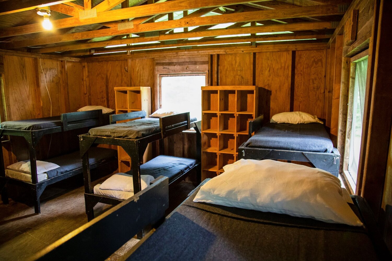 Cabin2.jpg